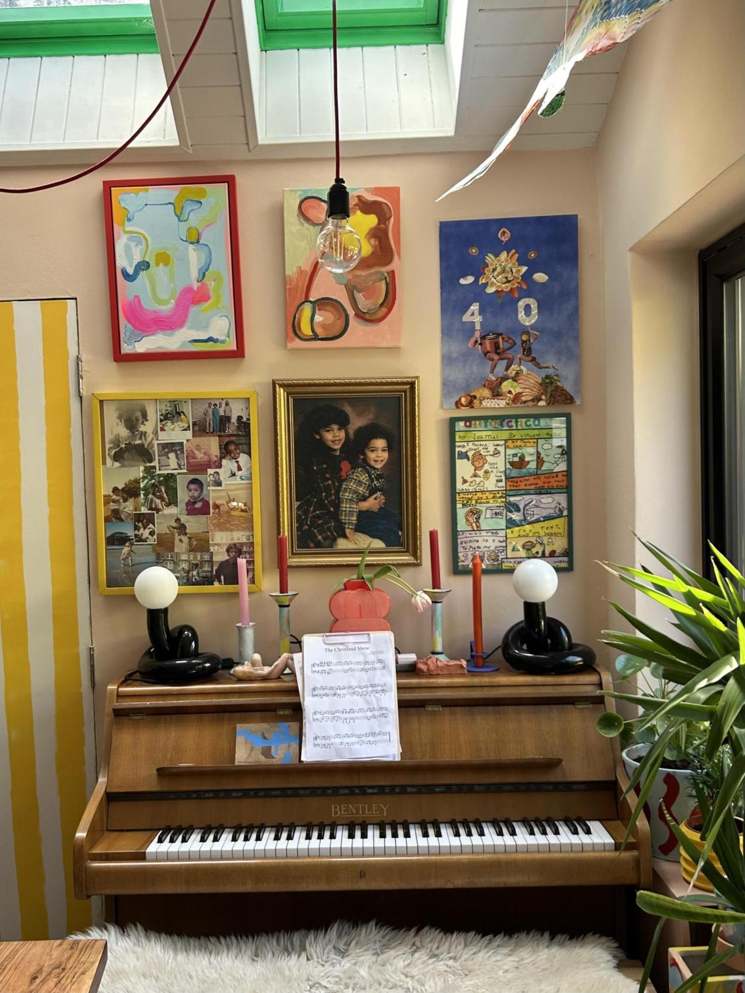 Leilighet Klein House Clapton Sleeps 2-piano-patio-mirrorbed