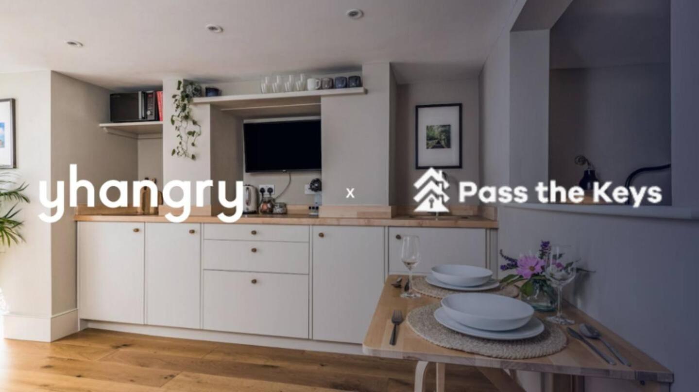 Leilighet Pass The Keys Wimbledon Hideaway London