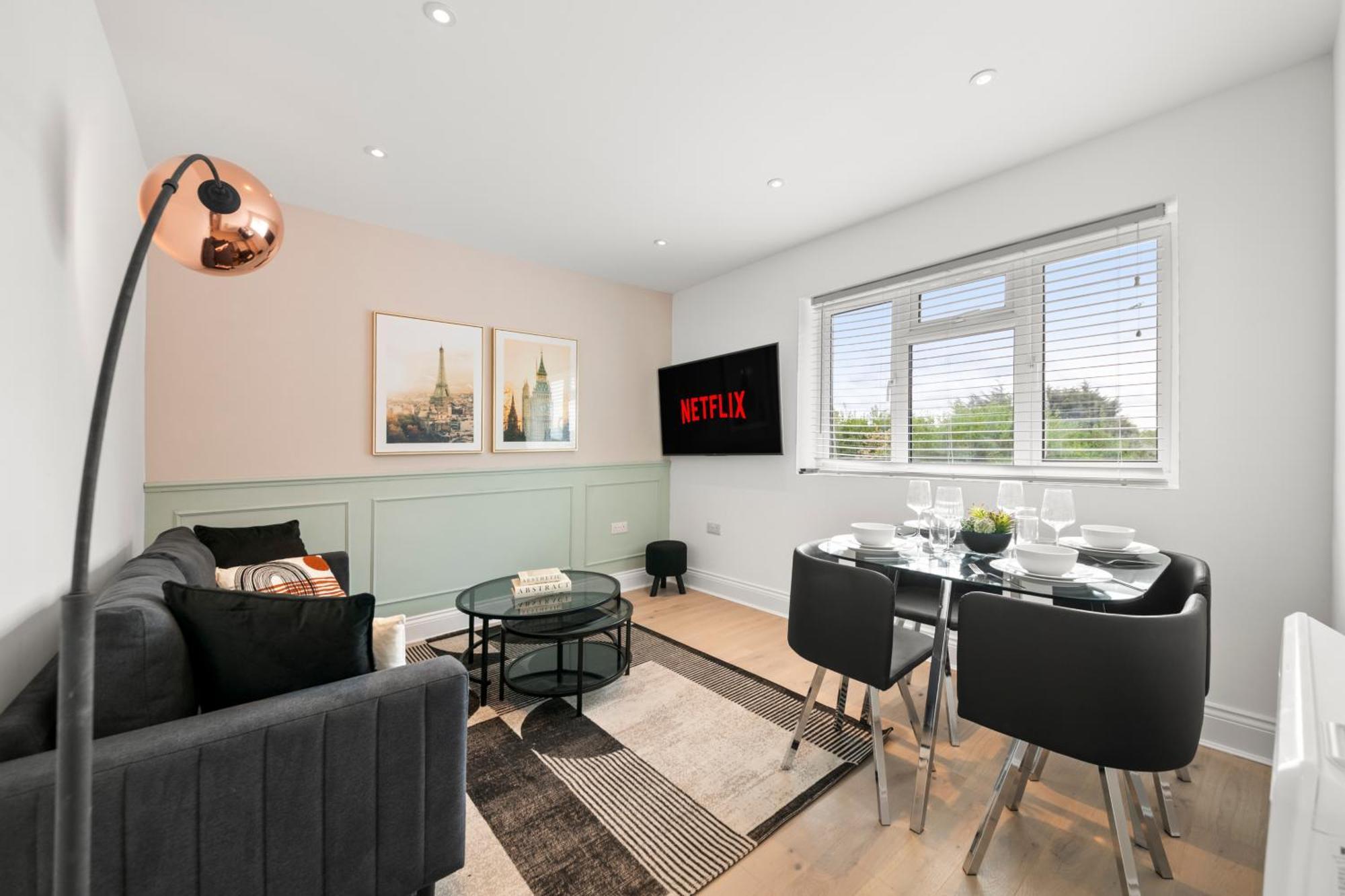 Relax In Style I Business & Leisure I Free Parking Apartment *