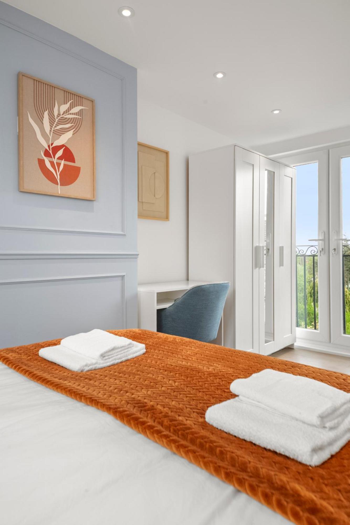 Relax In Style I Business & Leisure I Free Parking Apartment