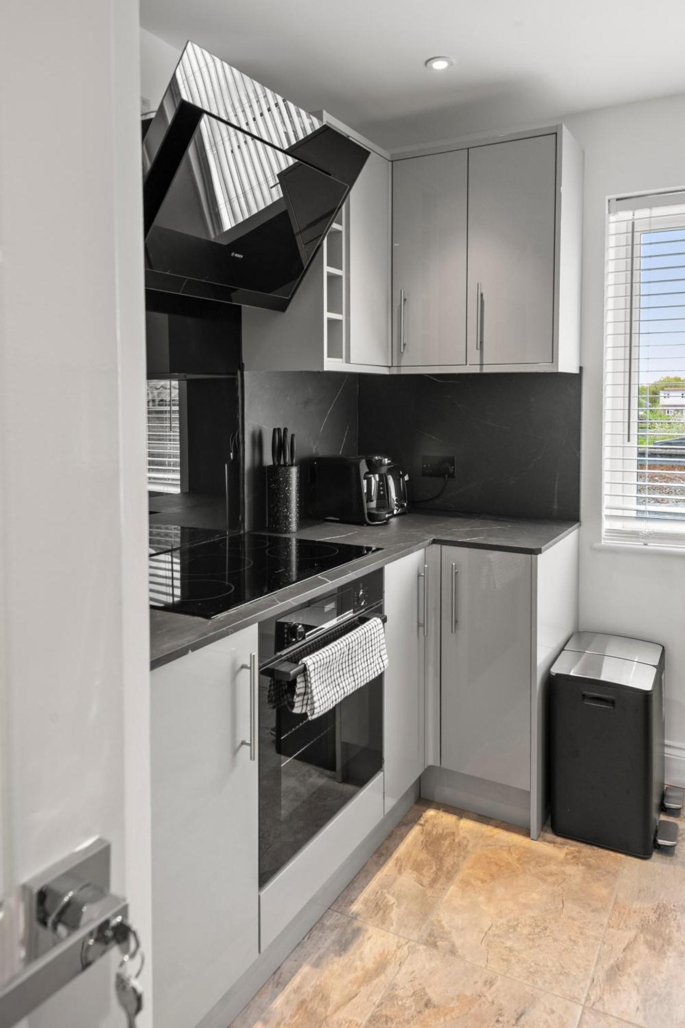 Relax In Style I Business & Leisure I Free Parking * London