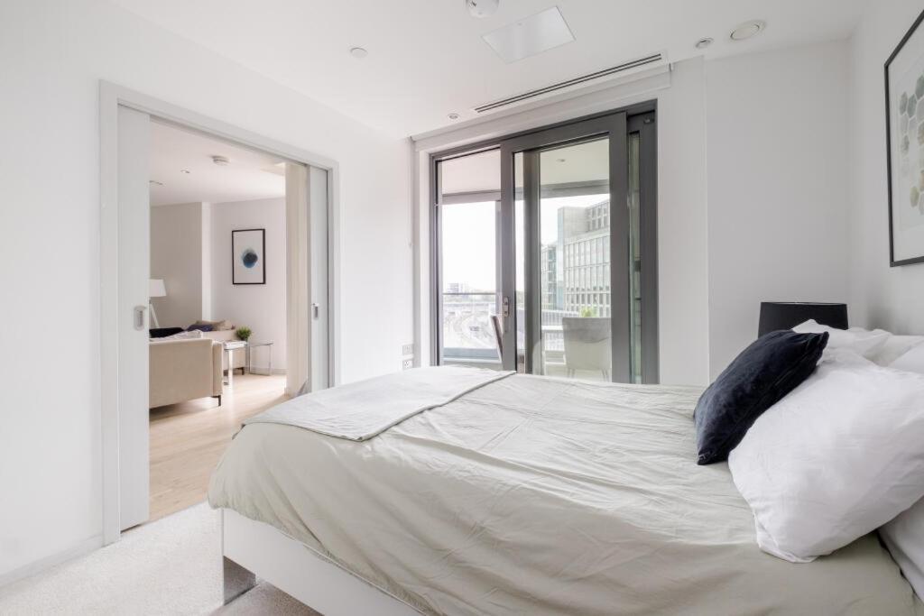 Serene Private Townhouse With Ac & Balcony For 6 Apartment *