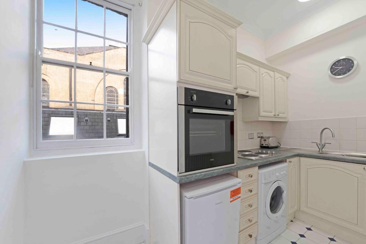 Apartment Exclusive Mayfair Sleeps 4 People