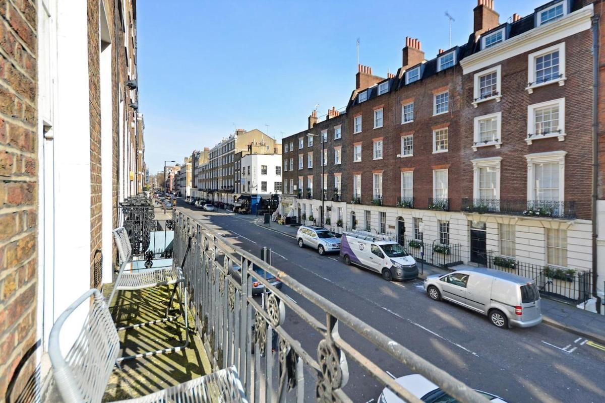 Exclusive Mayfair Sleeps 4 People Apartment