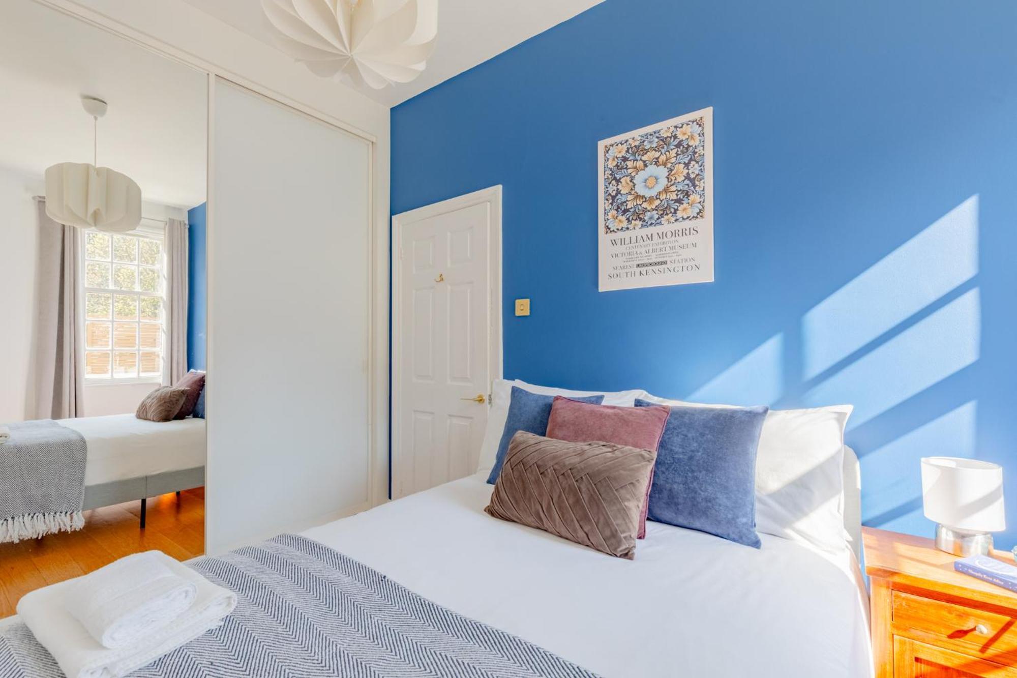 Idyllic 2bd Retreat By The River Thames Fulham *