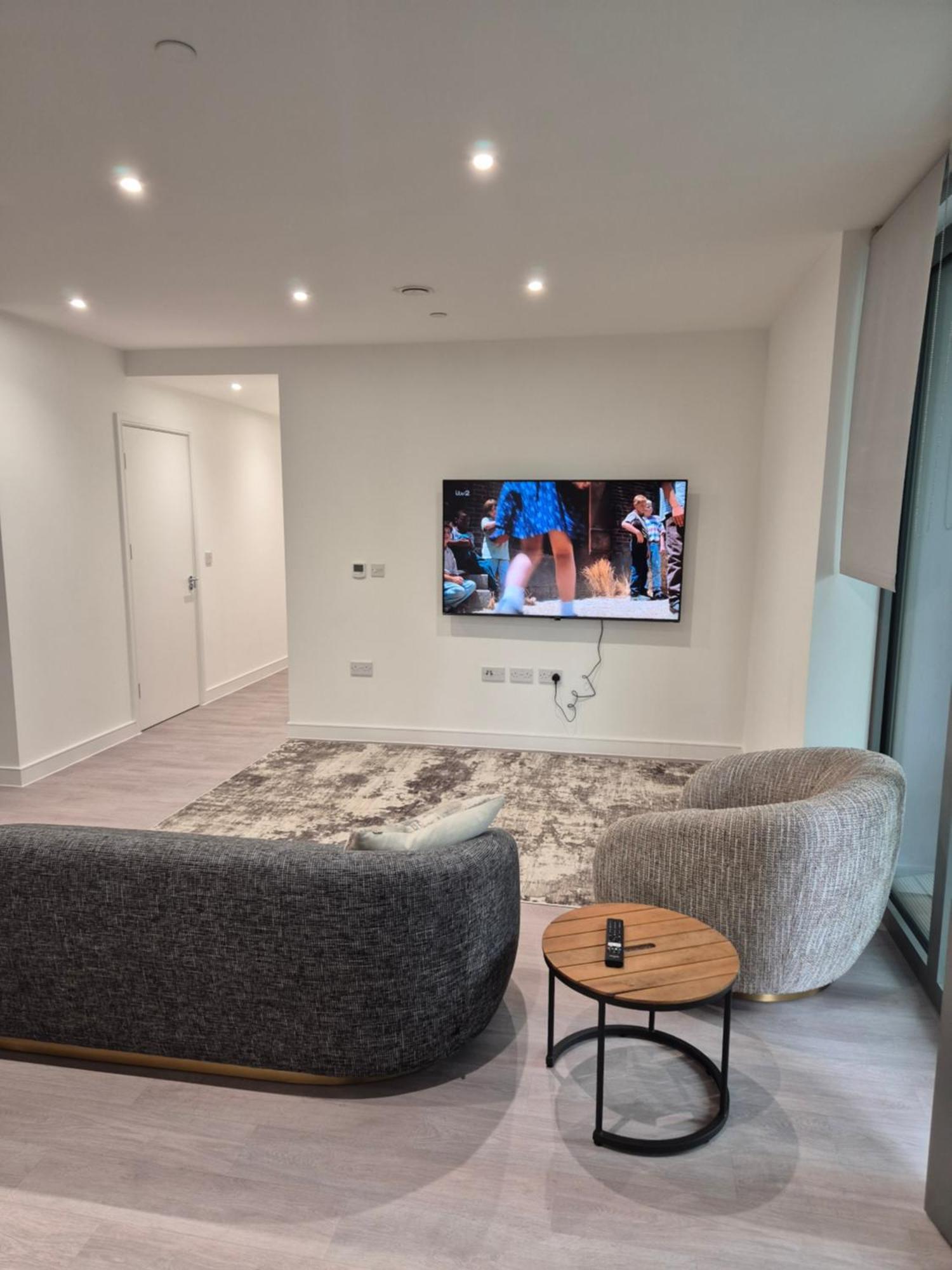 Battersea 2br Apartment London
