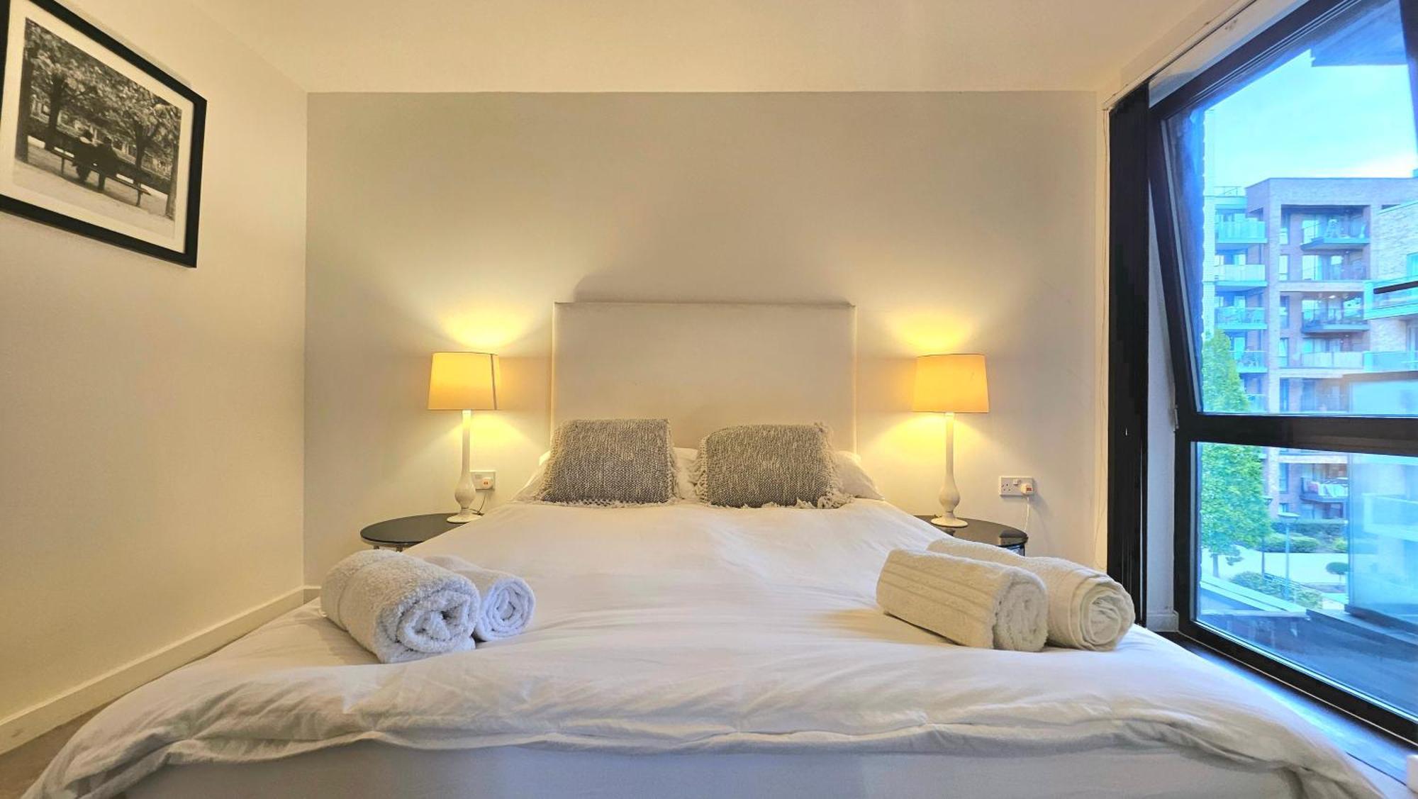 Leilighet Athera - Festival Quarter, Canary Wharf 2 Bed, 2 Bath With Balcony And Gym Facility