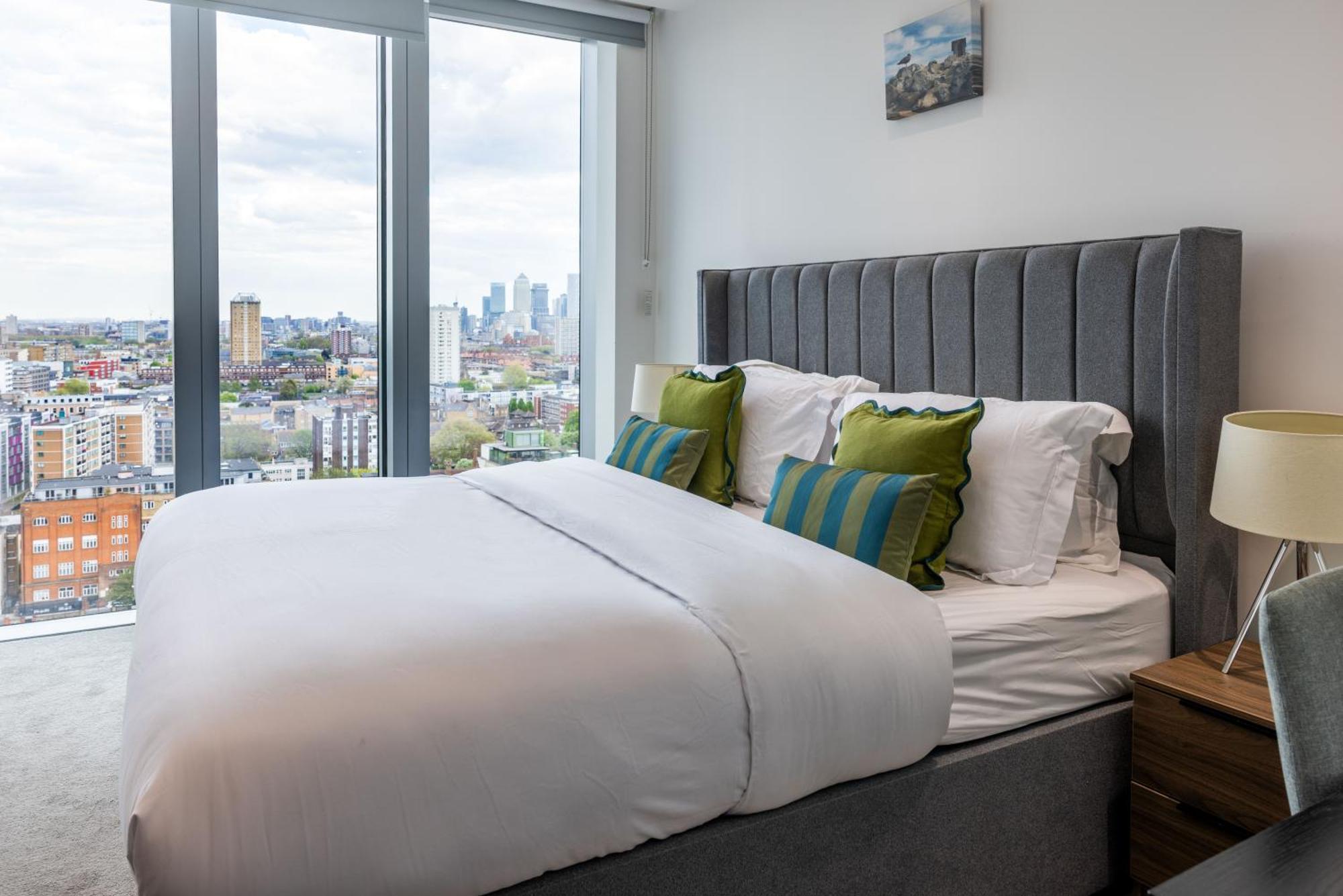 Enjoy Smart Living In Lovely Apartment. *
