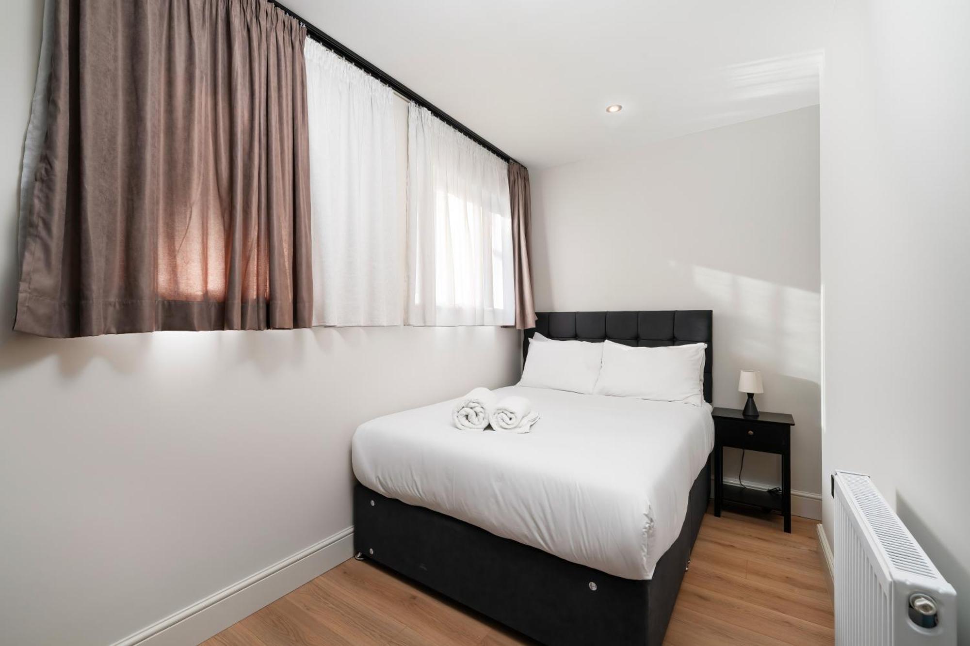 The Turrets, Willesden Apartment London