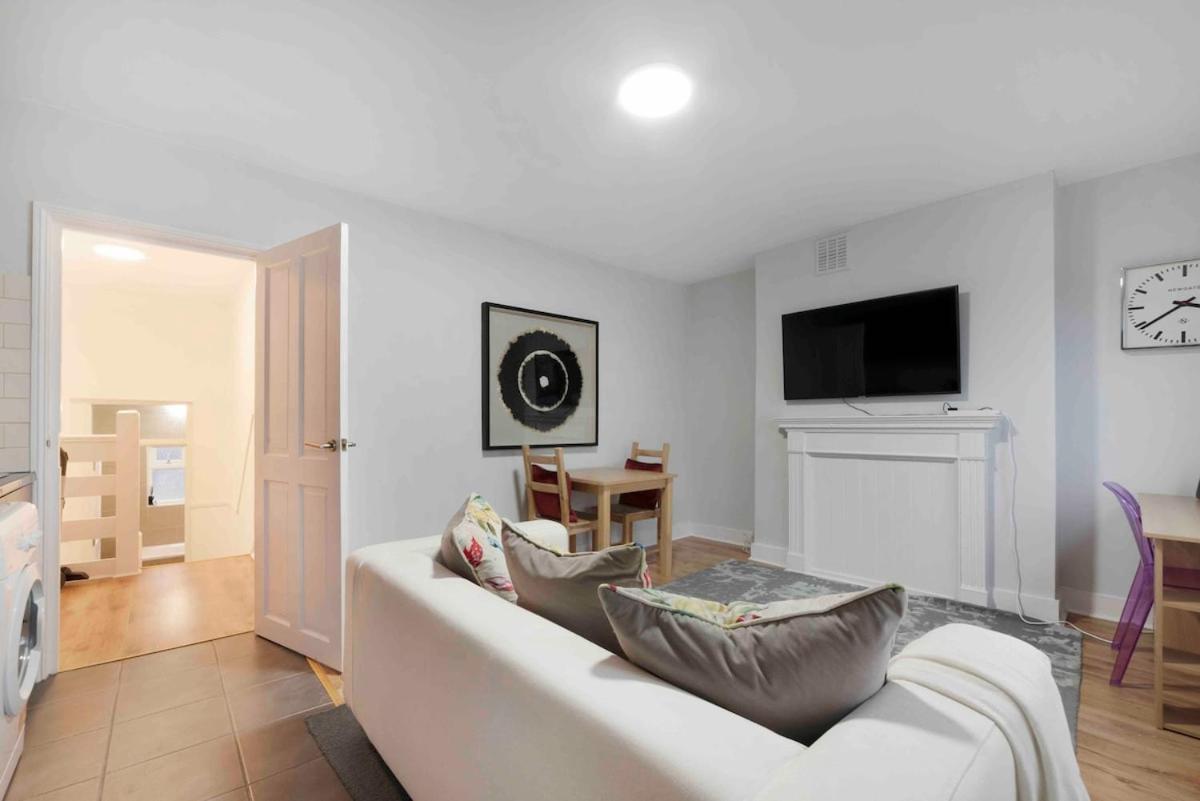 New 1 Bed Westfield Chiswick Hammersmith