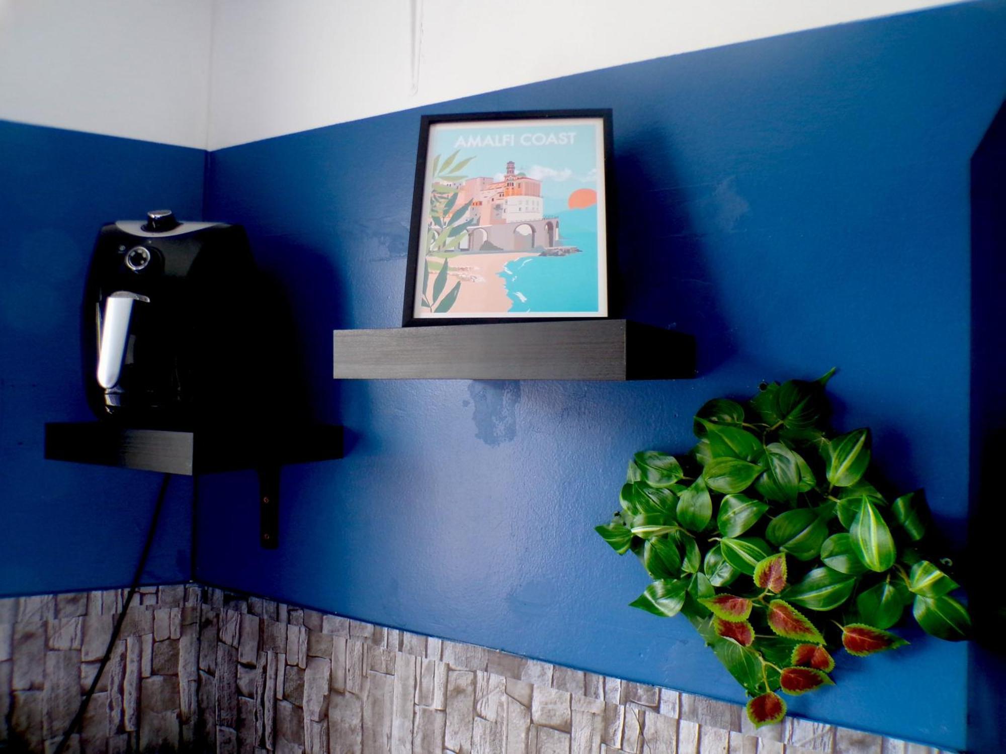 Santoriniapartmentwestkensingtonsleeps3-ensuite-ac