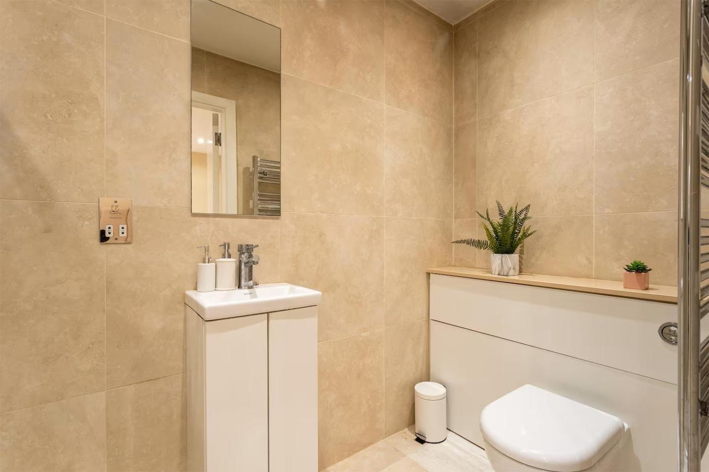 Luxury 3 Bedroom In Holborn Ciy Of Apartment London