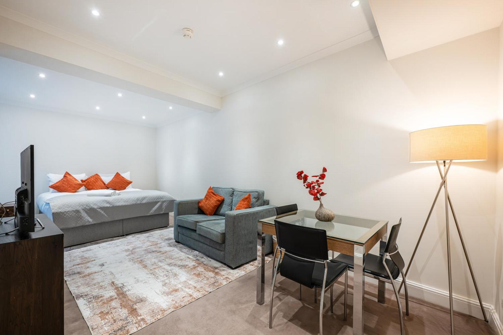 Manson Place Aparthotel