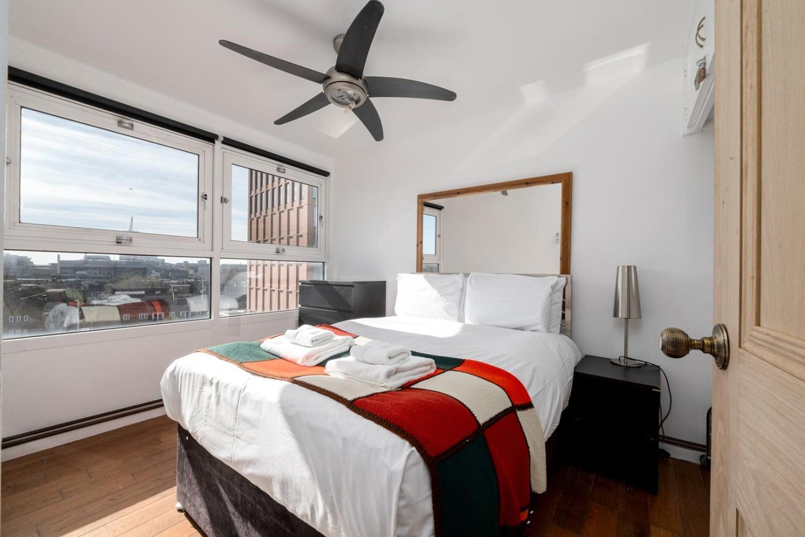 Guestready - Stylish Skyline Views, Apartment *