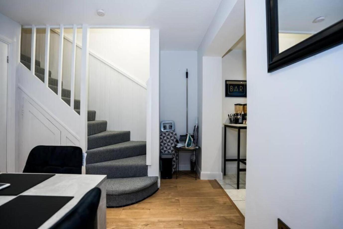 3 Bed Modern House Tottenham *