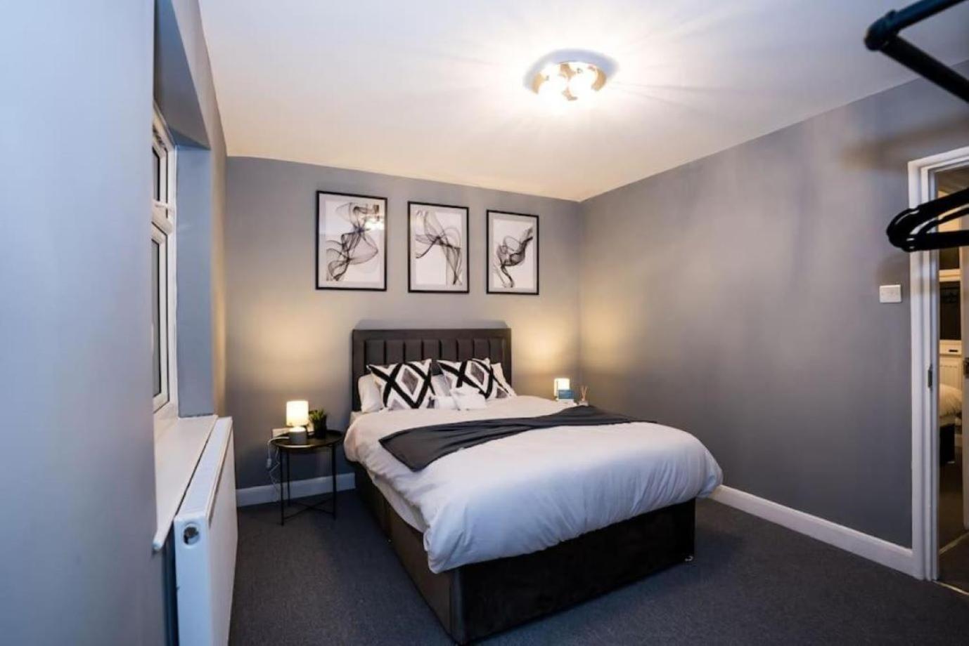 Apartment 3 Bed Modern House Tottenham London