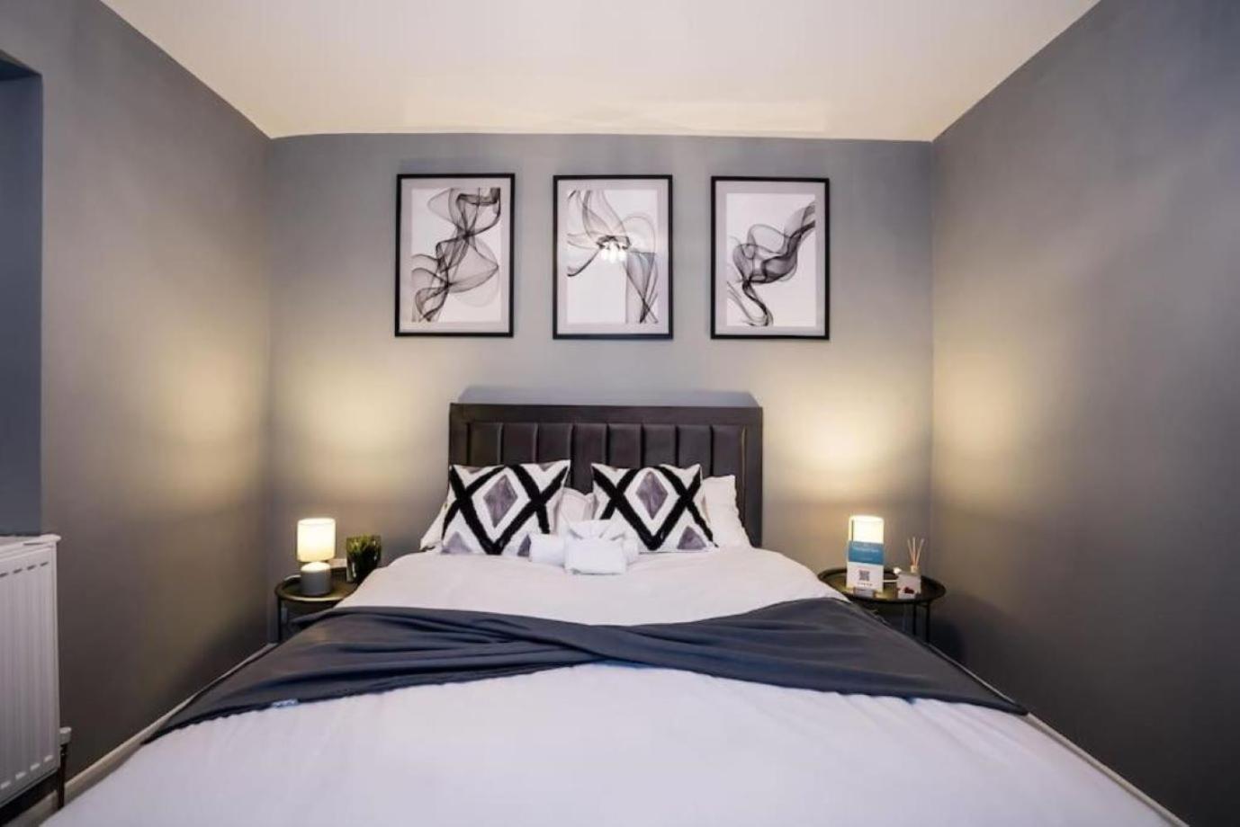 3 Bed Modern House Tottenham Apartment London