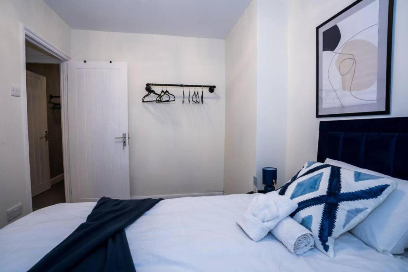 3 Bed Modern House Tottenham * London
