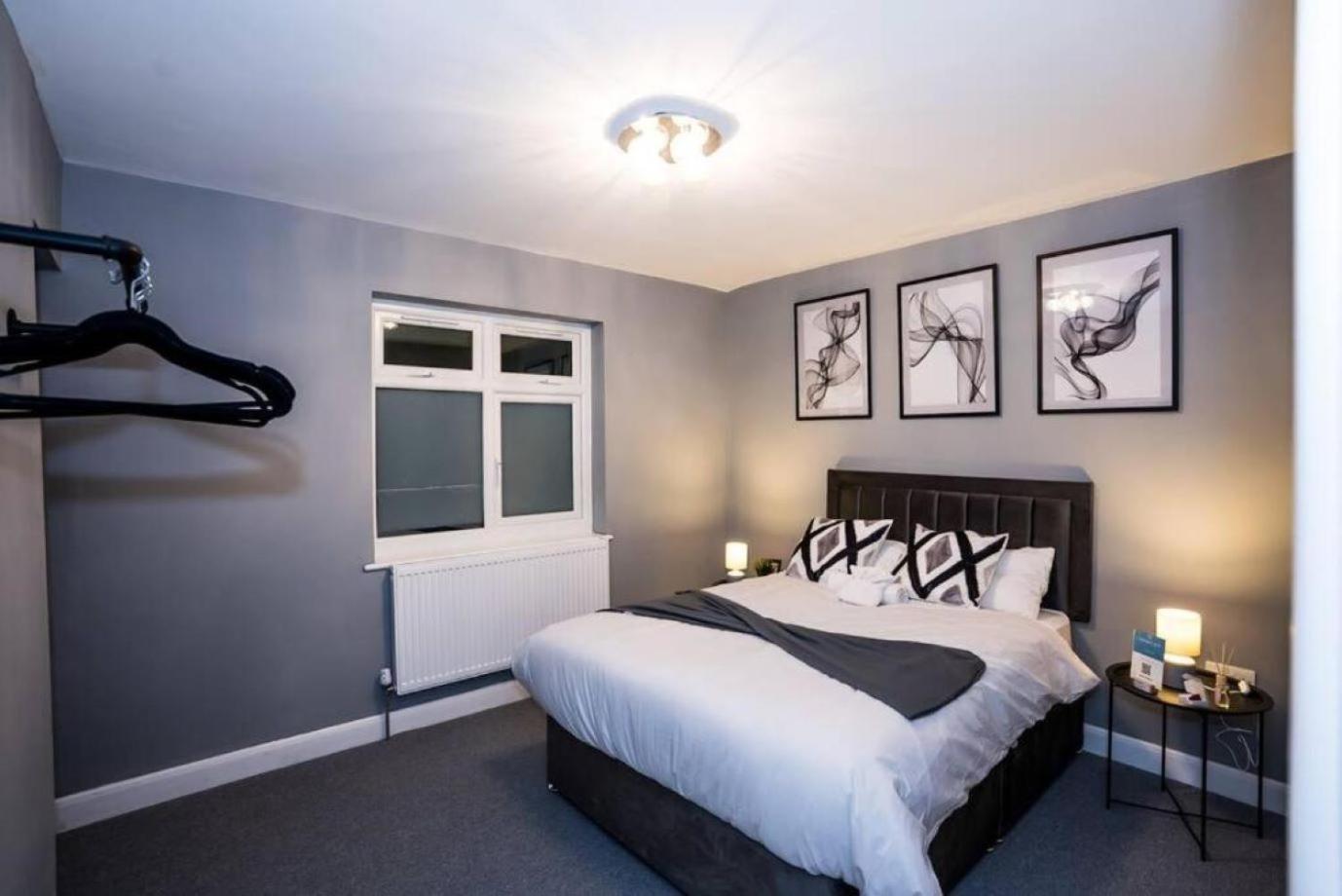 Apartment 3 Bed Modern House Tottenham *