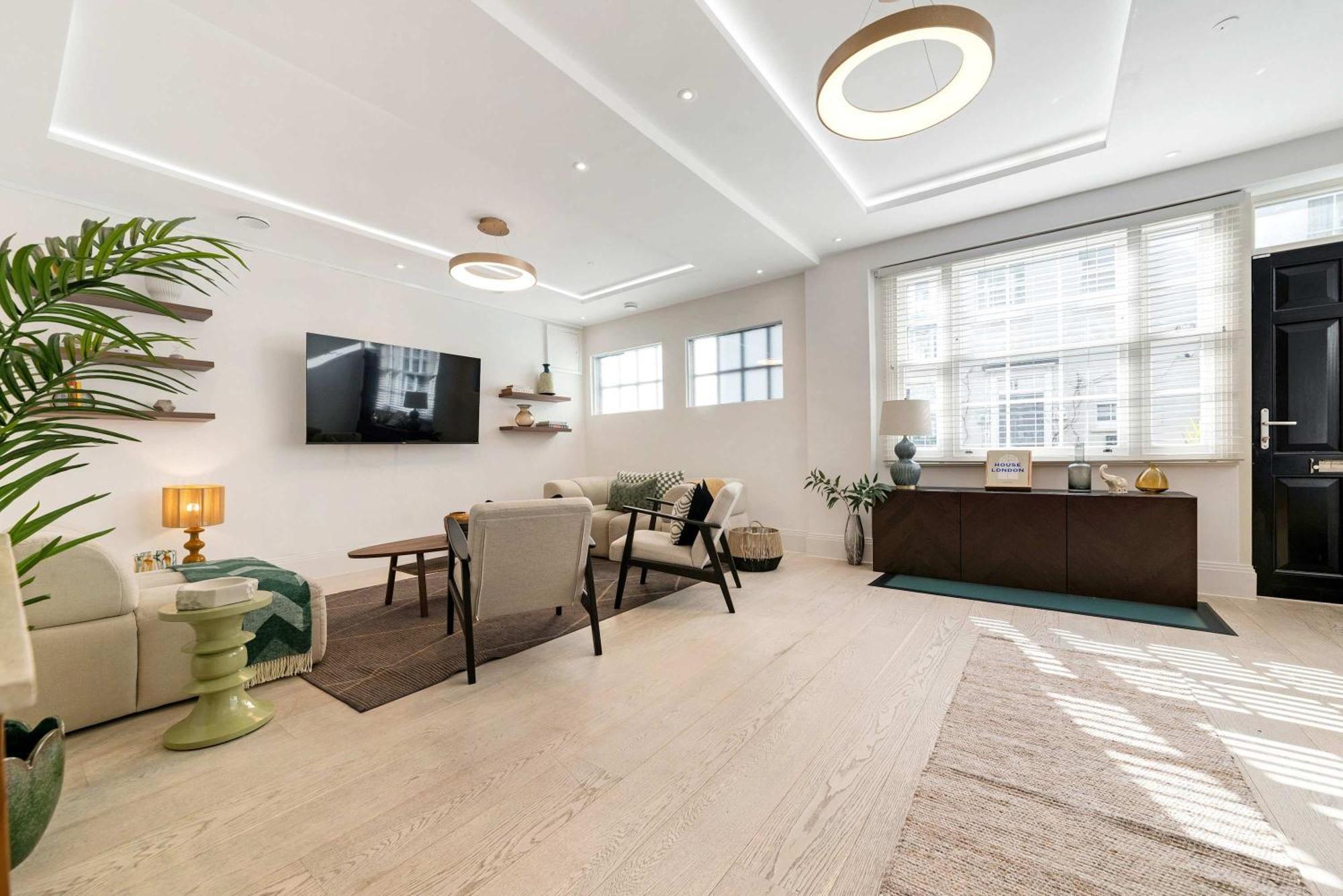 Holiday home Madestays Premium Knightsbridge Townhouse *