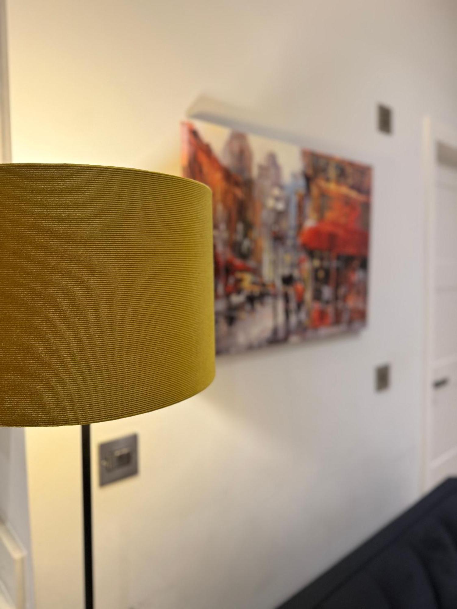 Luxury - Fulham * London