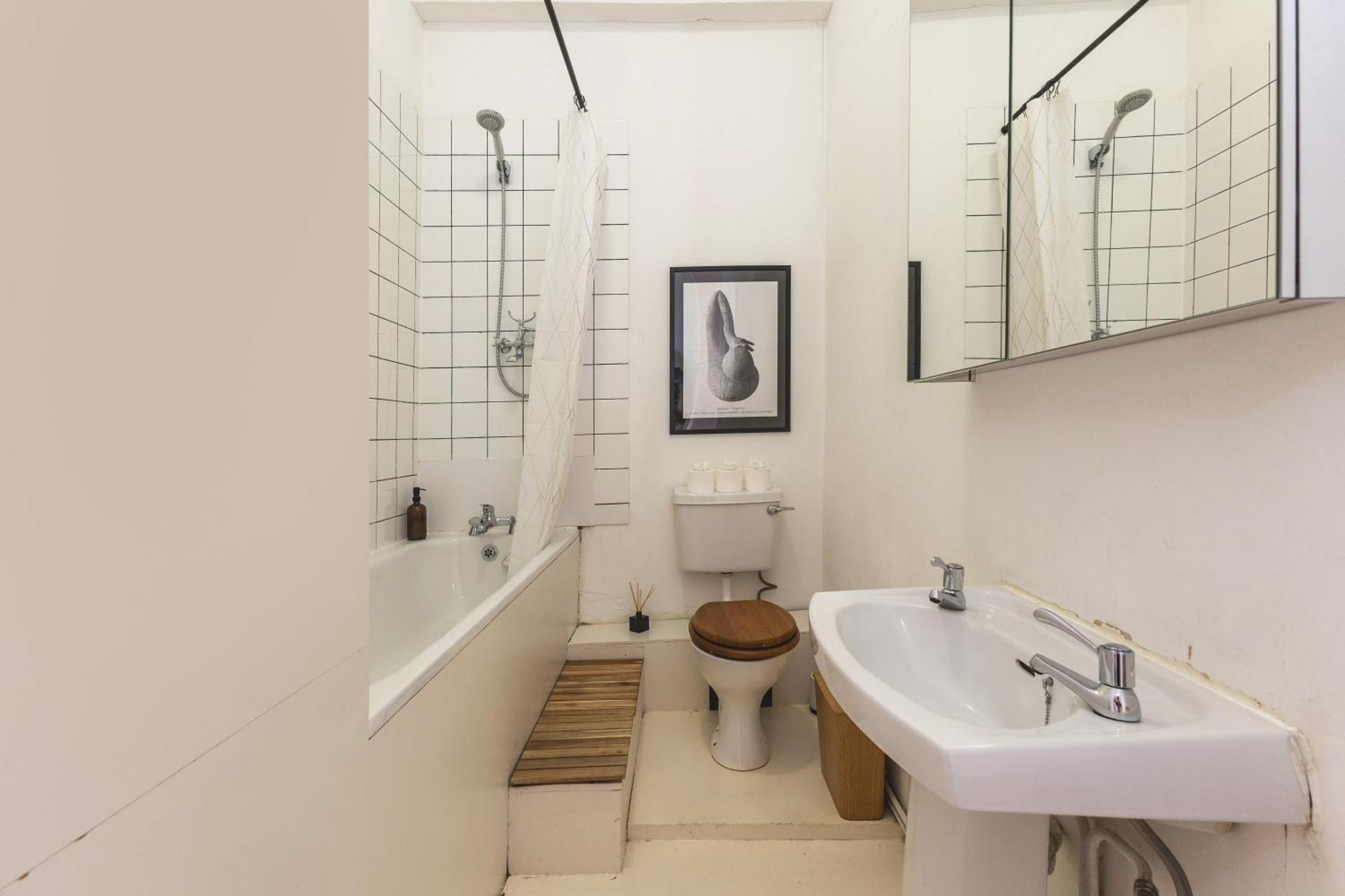 Apartment Bright & Spacious 2br Flat, Great Transport Links
