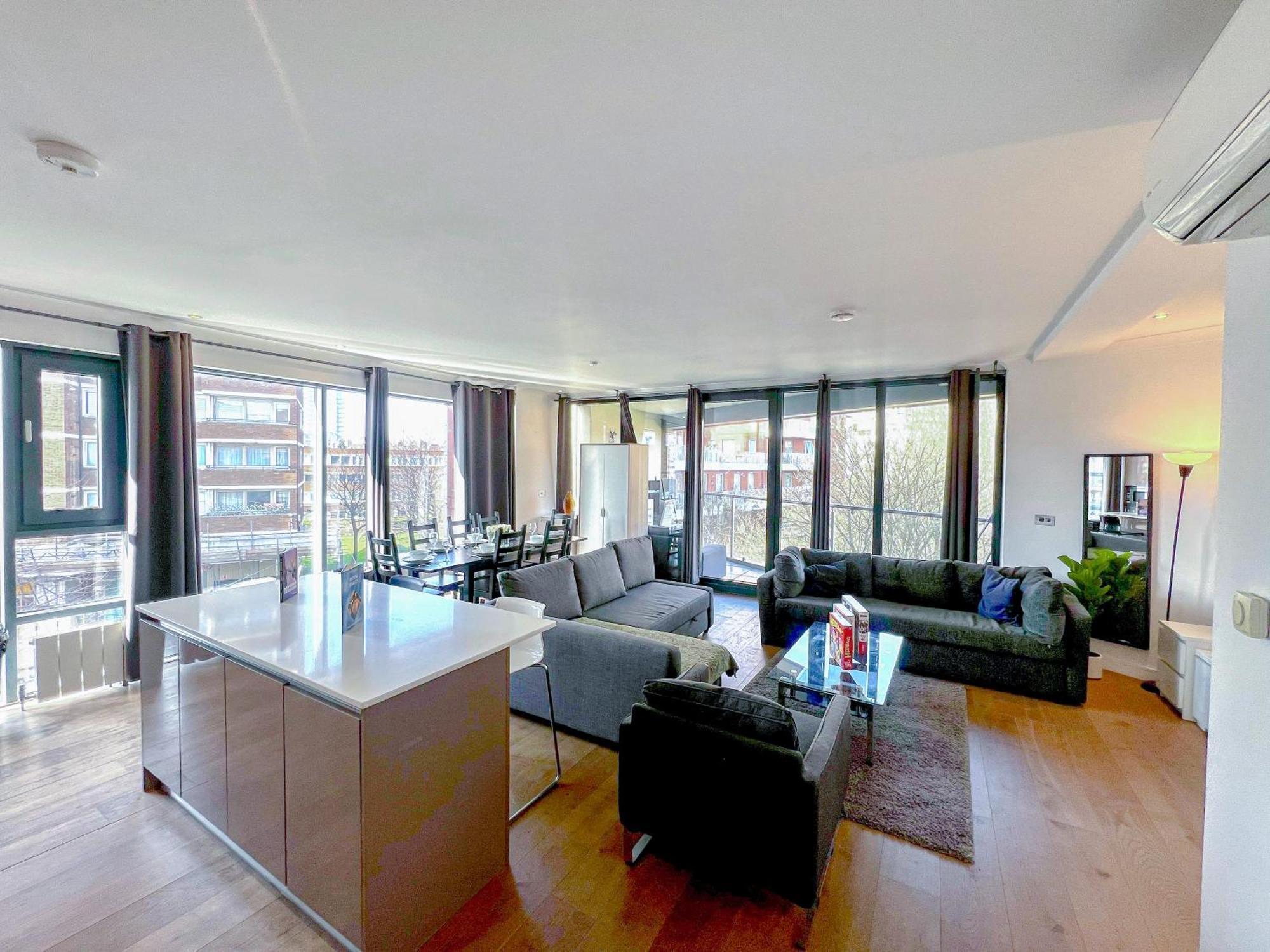 Apartment Sleek 3-bedroom Flat With Lift & Wi-fi In Southwark, Borough Near The Shard *