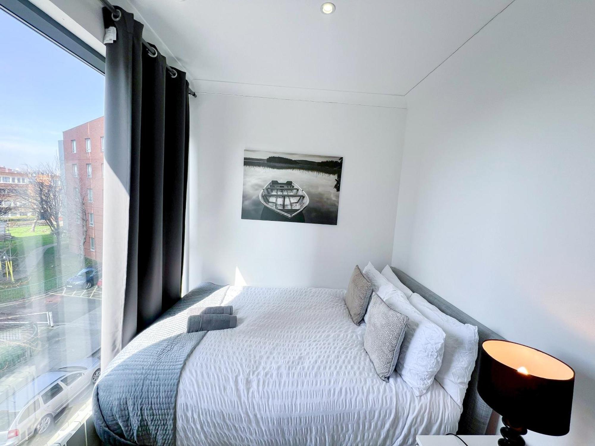 Sleek 3-bedroom Flat With Lift & Wi-fi In Southwark, Borough Near The Shard Apartment