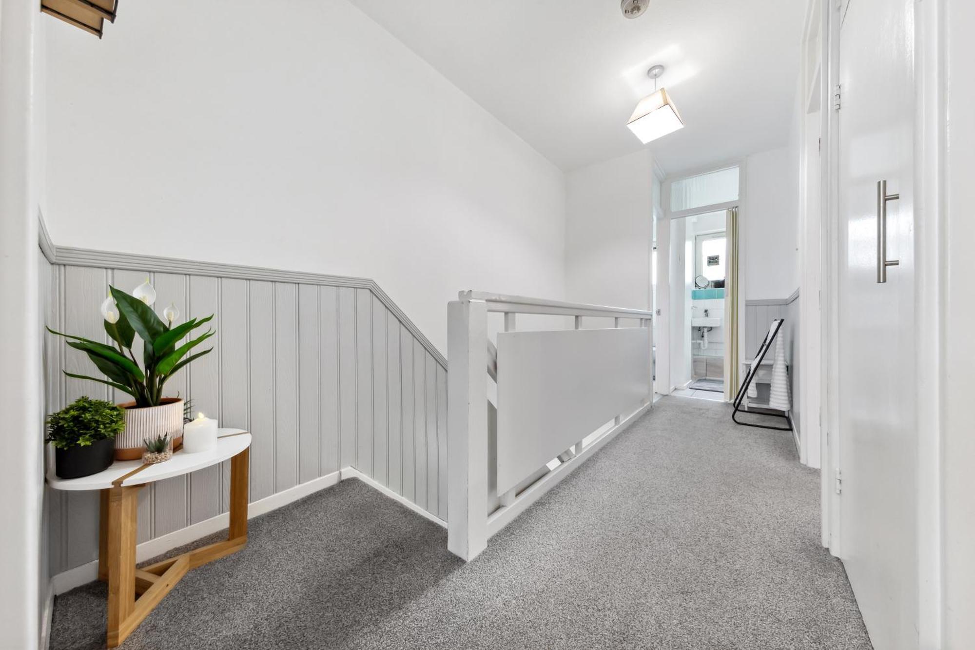 Apartment Spacious 3-bed Near Shoreditch With Parking *