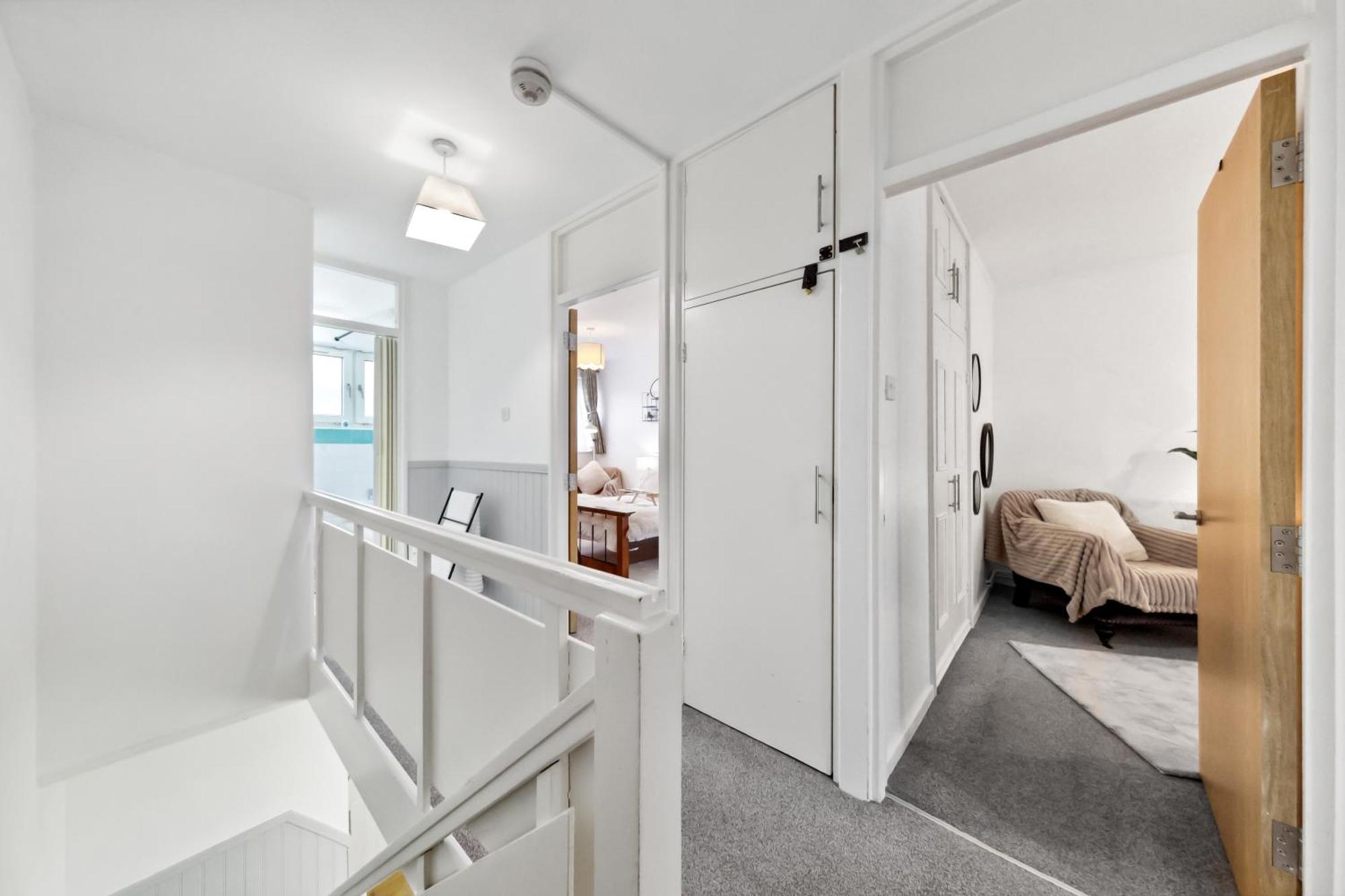 Spacious 3-bed Near Shoreditch With Parking Apartment *