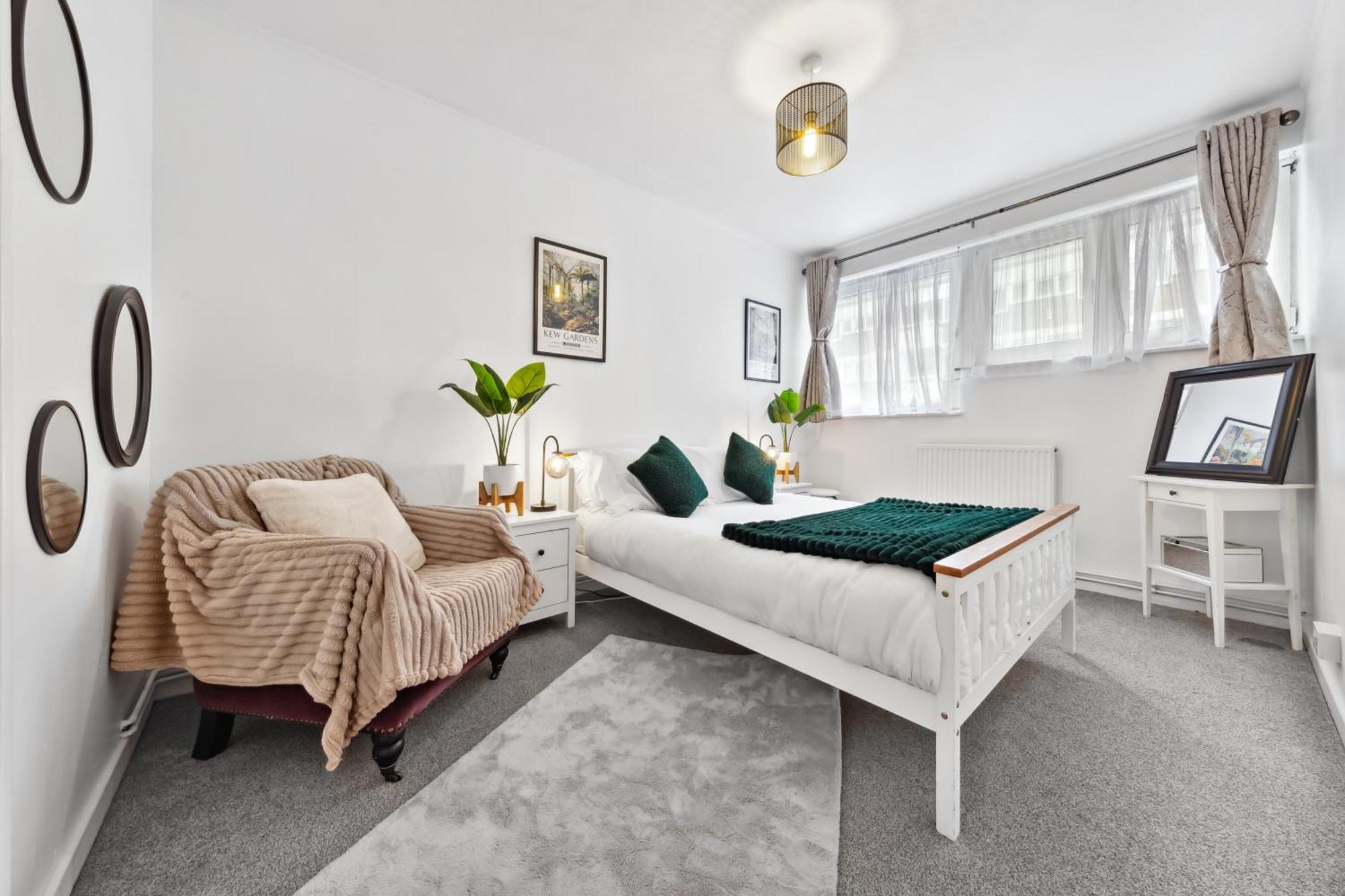 Apartment Spacious 3-bed Near Shoreditch With Parking London