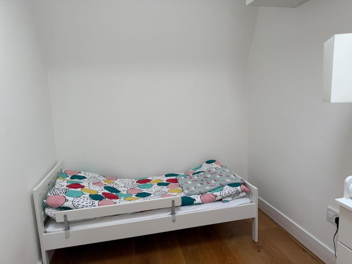 Bright And Cosy Gem In Fulham Apartment