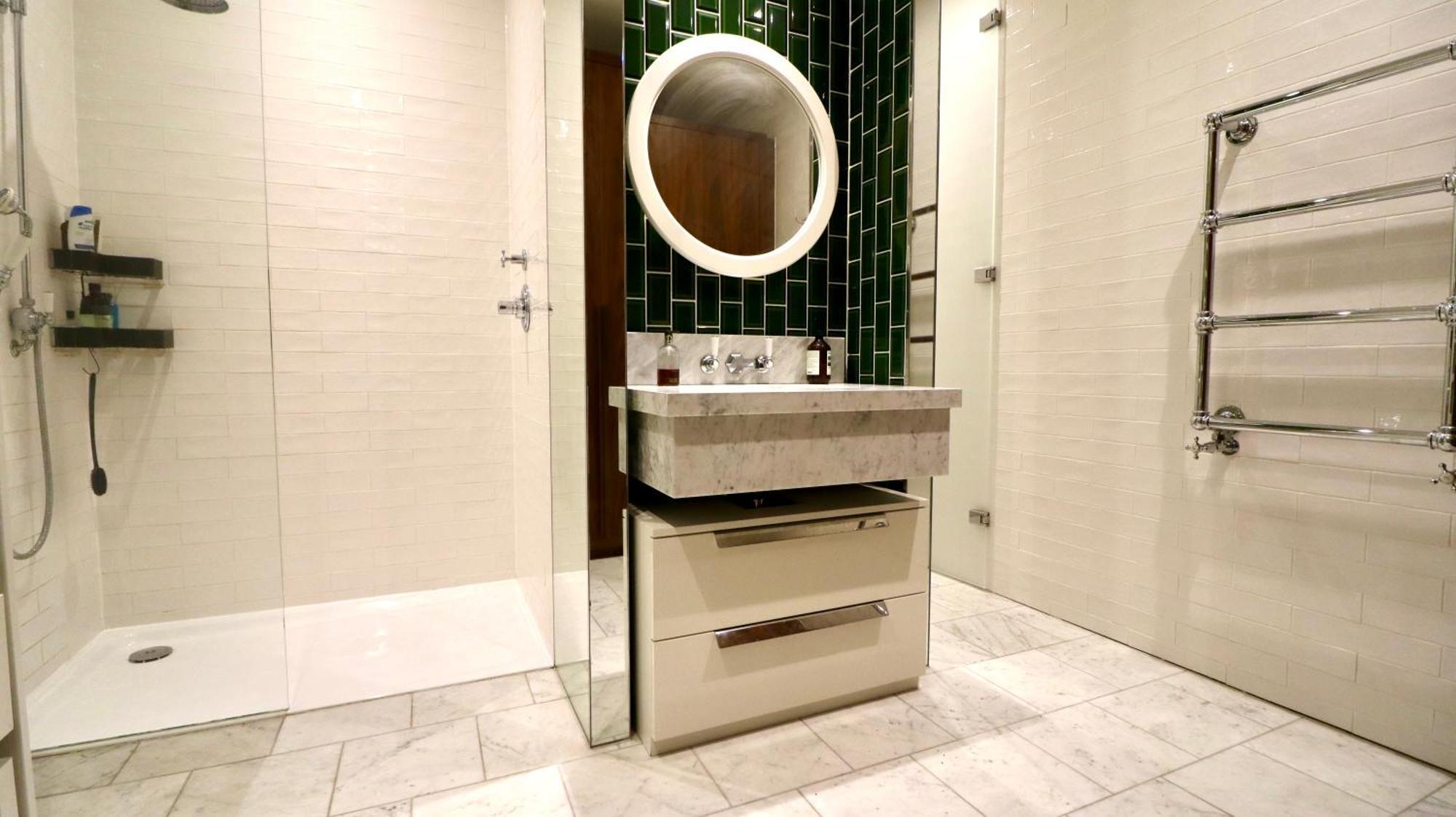 Apartment 2 Bedroom Embassy Gardens By Al Faisal London