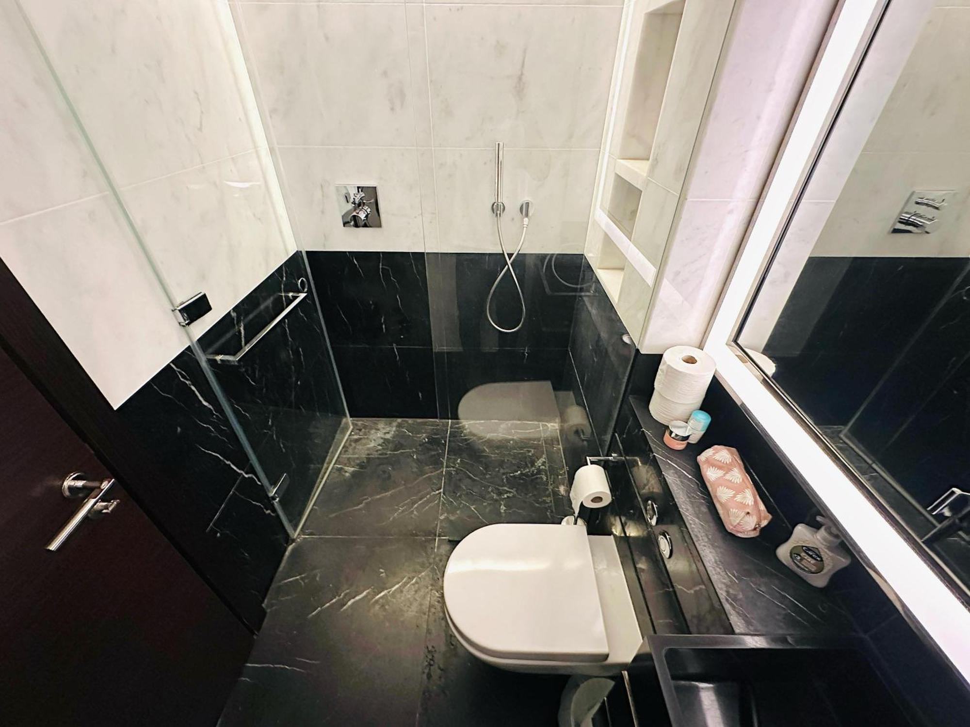 The Westminister Pearl 2b2b Apartment