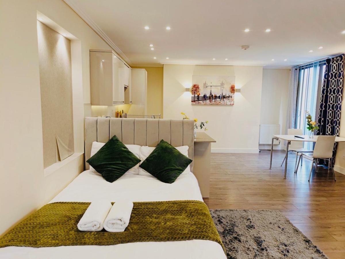Contemporary 2 Bedroom In