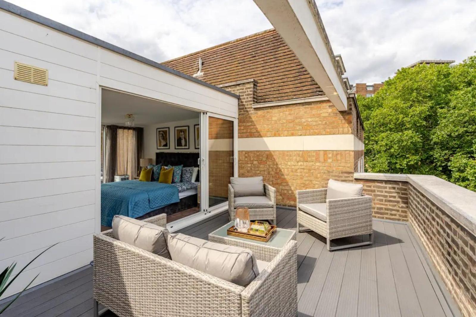 Huge Mansion By Mayfair & Hyde Park Holiday home *