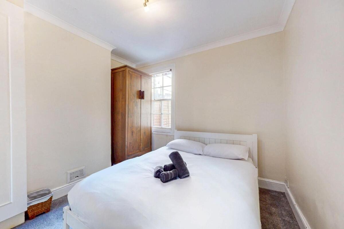 Apartment Quaint 2 Bedroom Flat -10 Min To Tower Bridge *