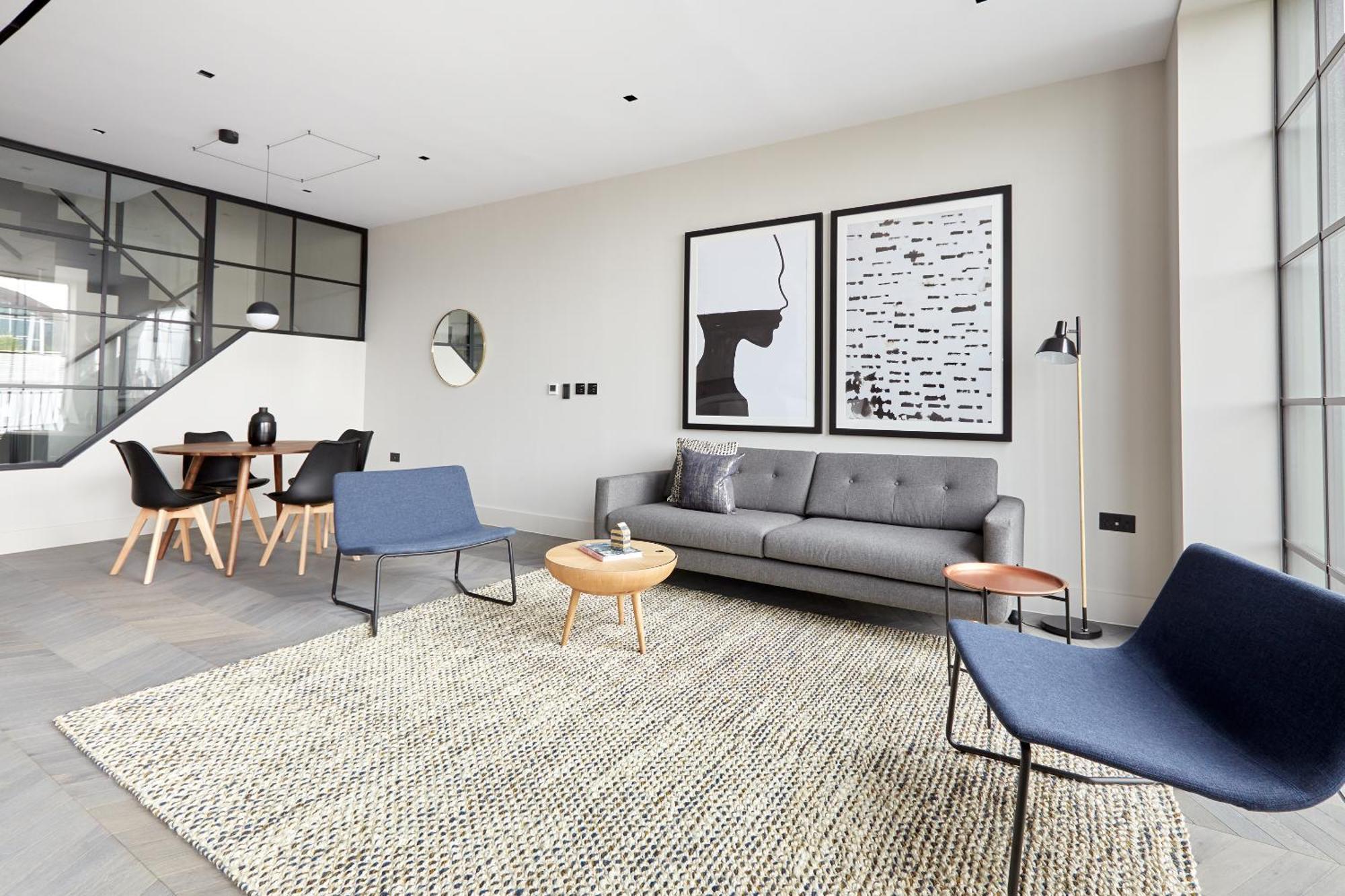 Aparthotel Sonder l Back Hill