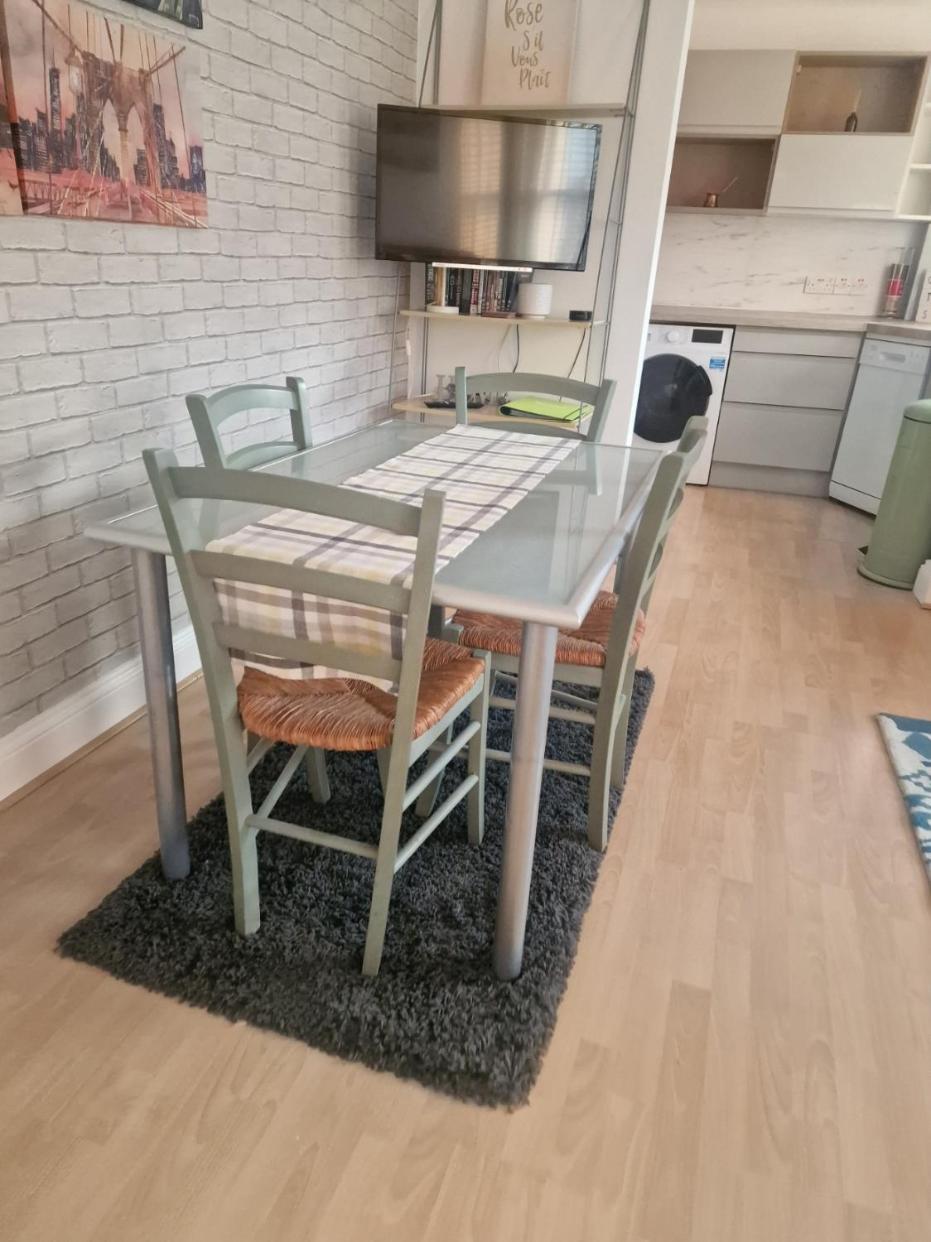 Brondesbury Arms Apartment
