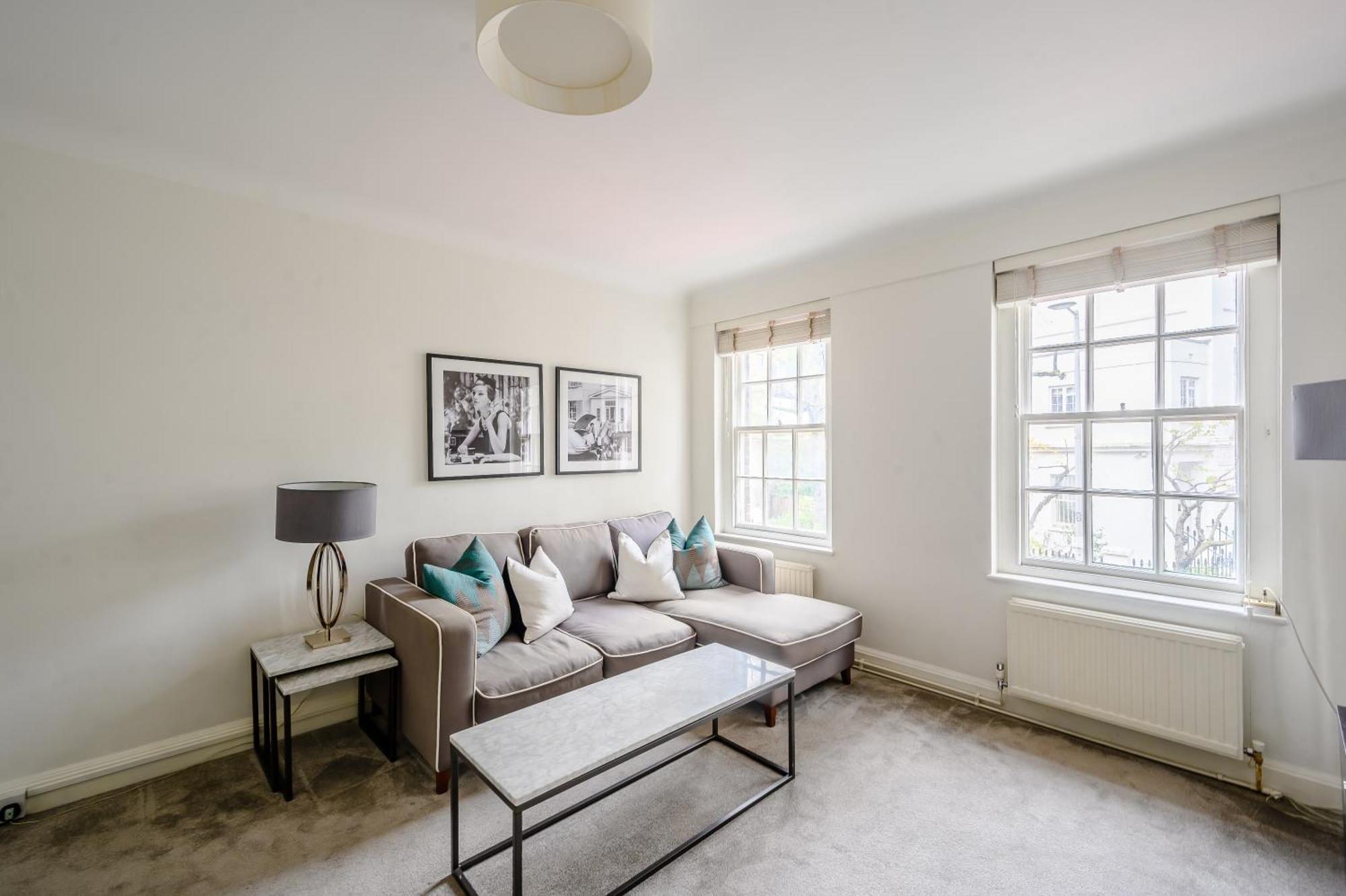 Apartment Pelham Court London