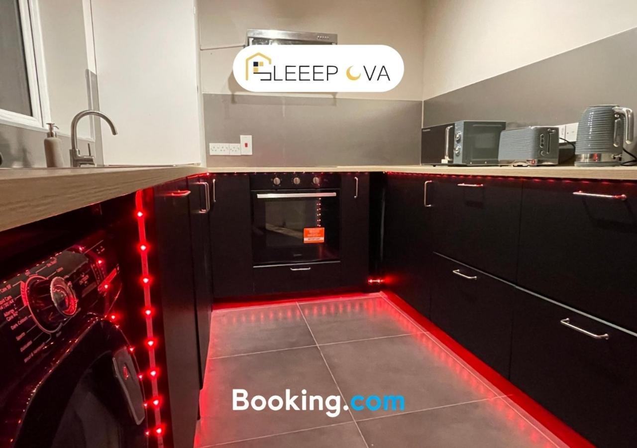 Exclusive Offers L Last-minute Escape L Luxury & Spacious 2 Bedroom Flat Families Business Relocation Sleepova Short Lets & Serviced London