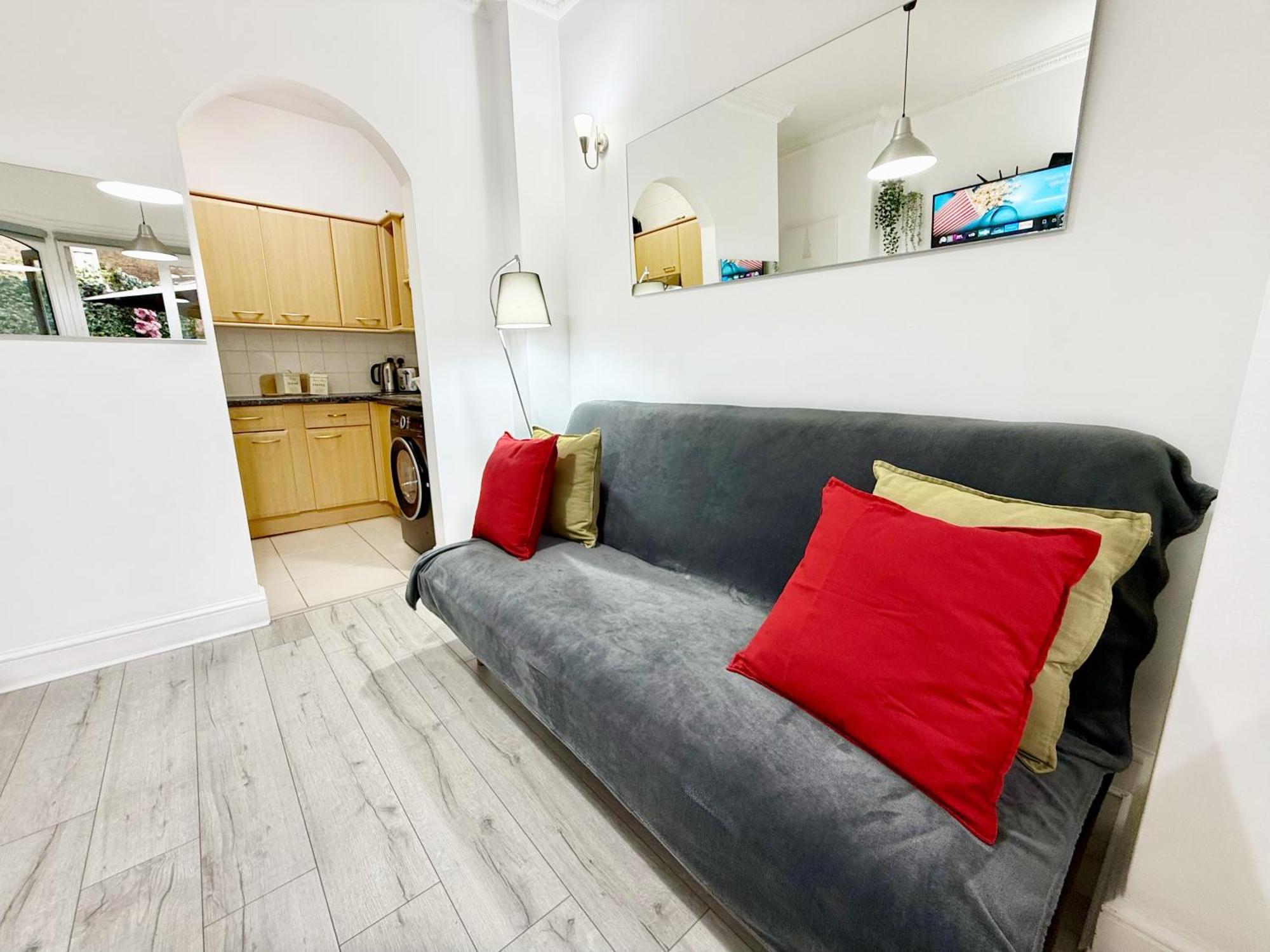 Luxurious Terrace 2 Bedrooms In Relaxing Apartment In Covent Garden London