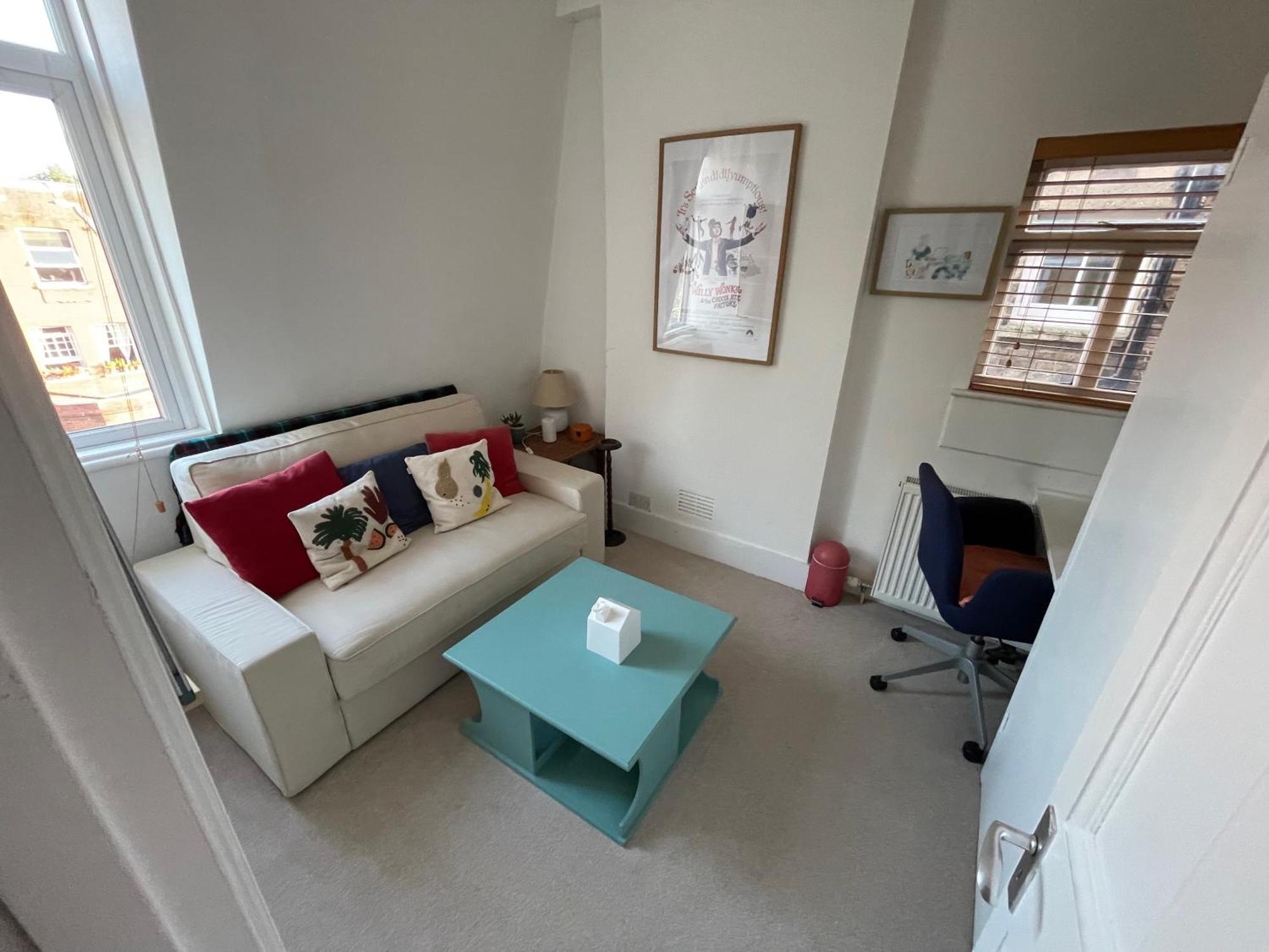 Beautiful 3 Bed In Leafy Hampstead * London