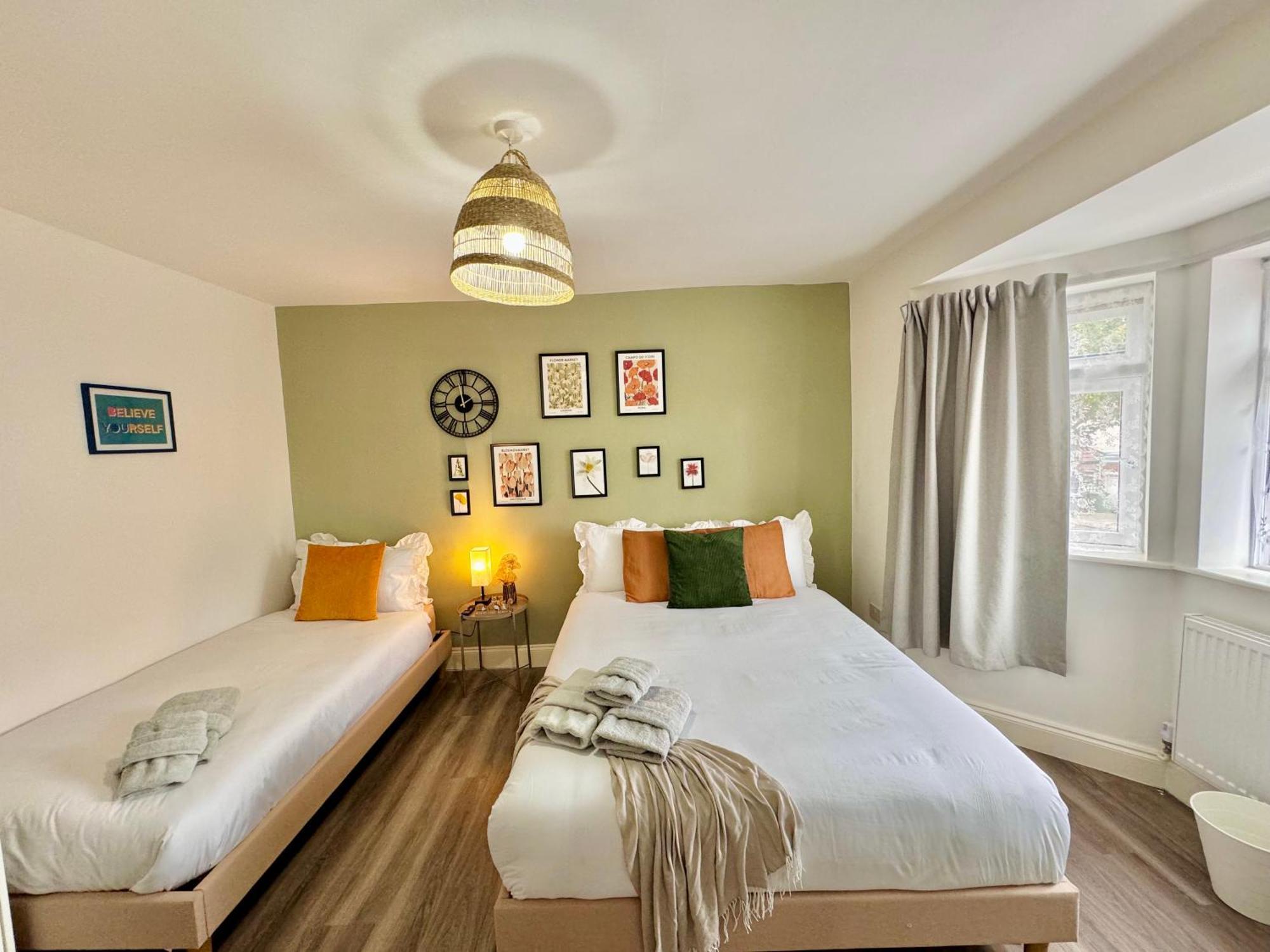 Apartment Vibrant 30min To & Free Wifi *