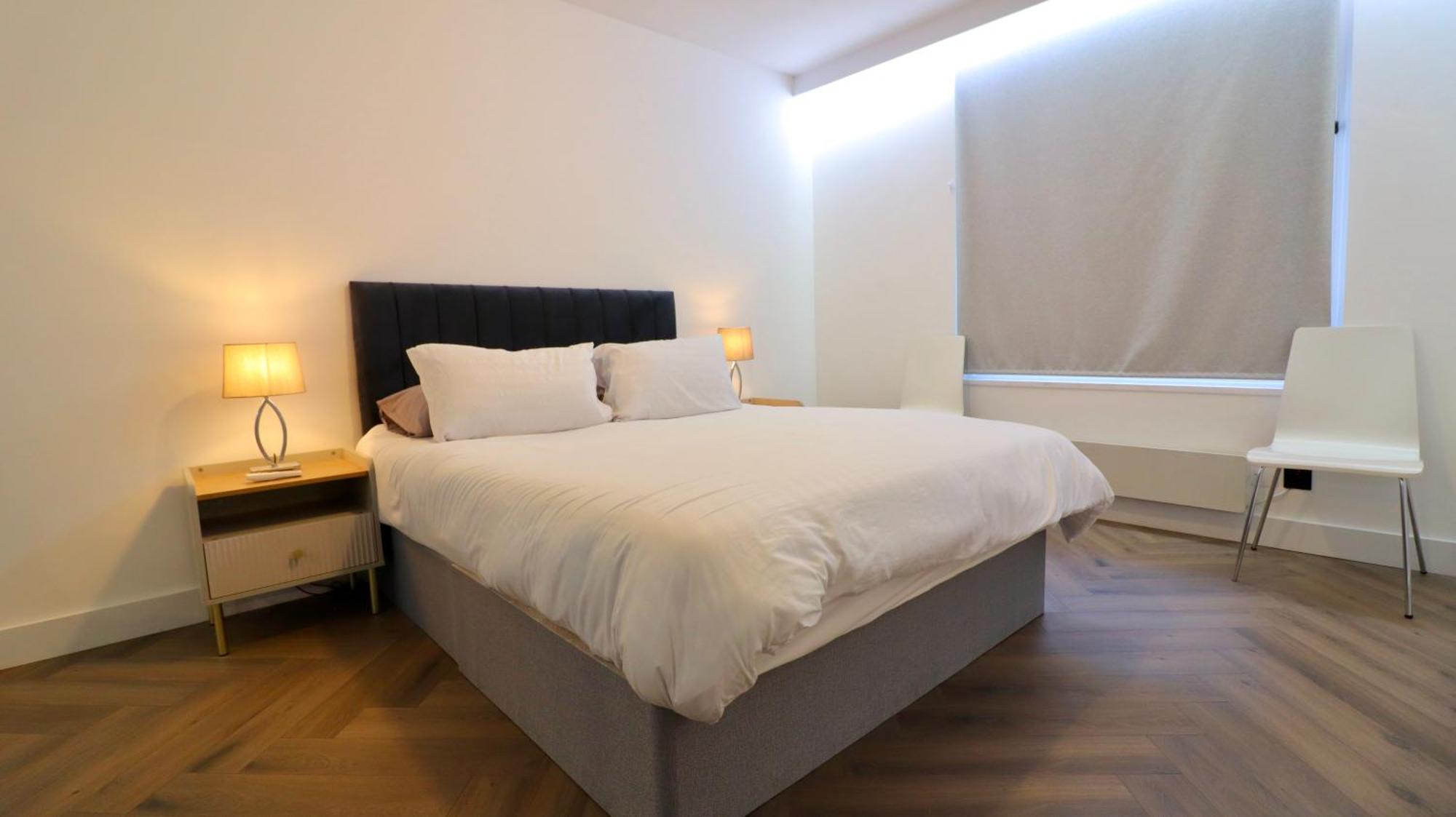 Luxury 2 Bedroom By Aljoori Apartment London