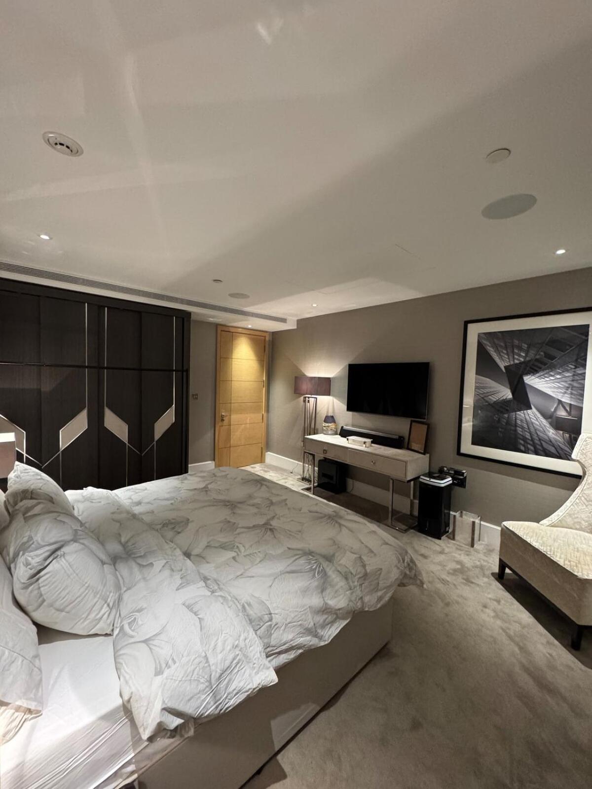 Luxury 2br In Heart Of Apartment *