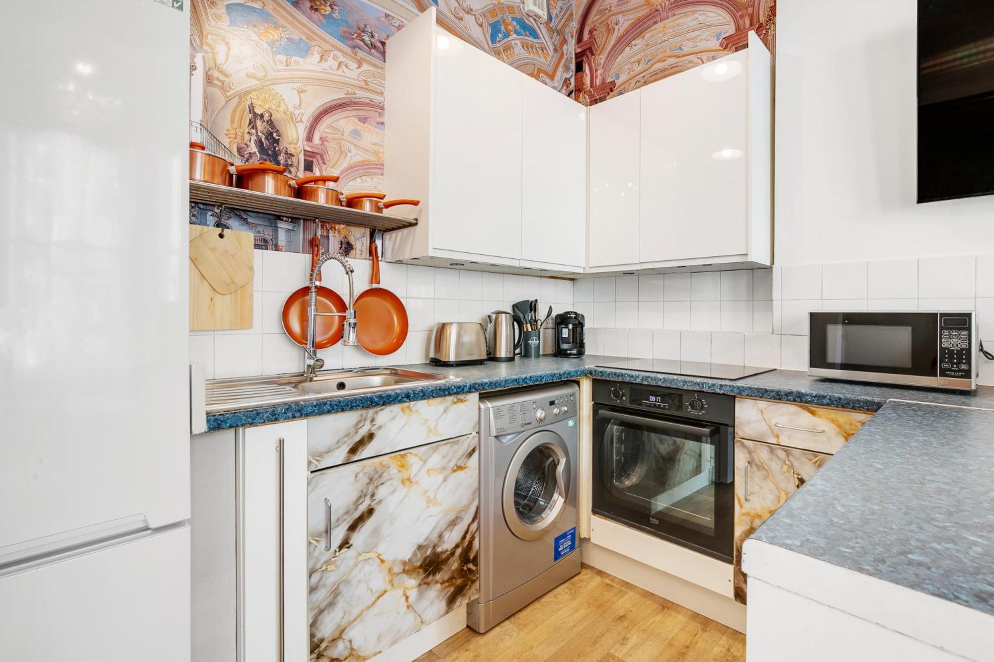 Apartment Gorgeous Regal Flat In London