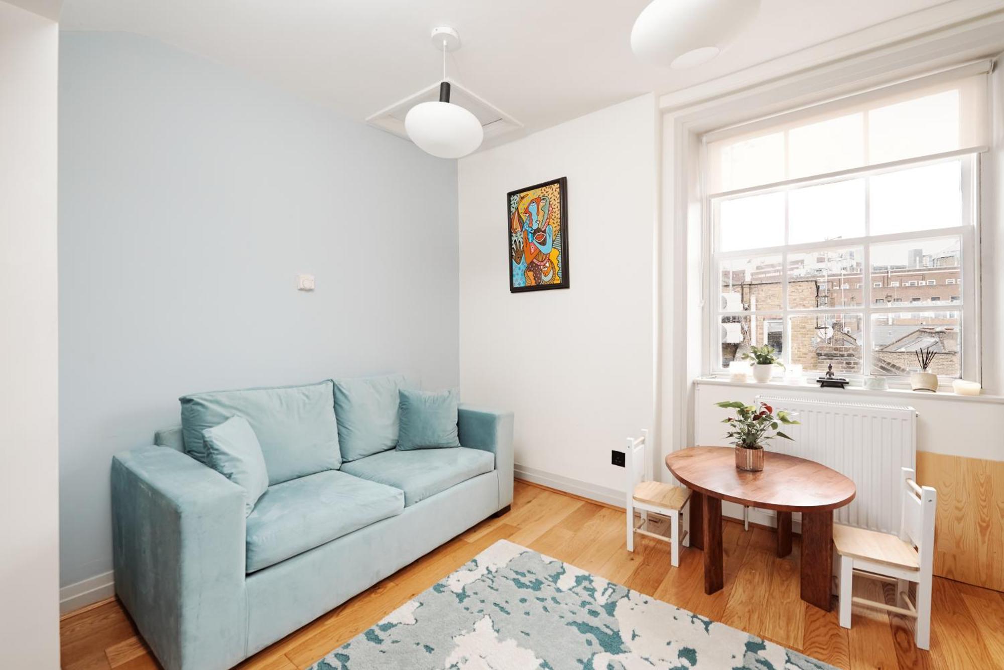 Relax & Recharge At Cozy Paddington, King Bed Apartment *