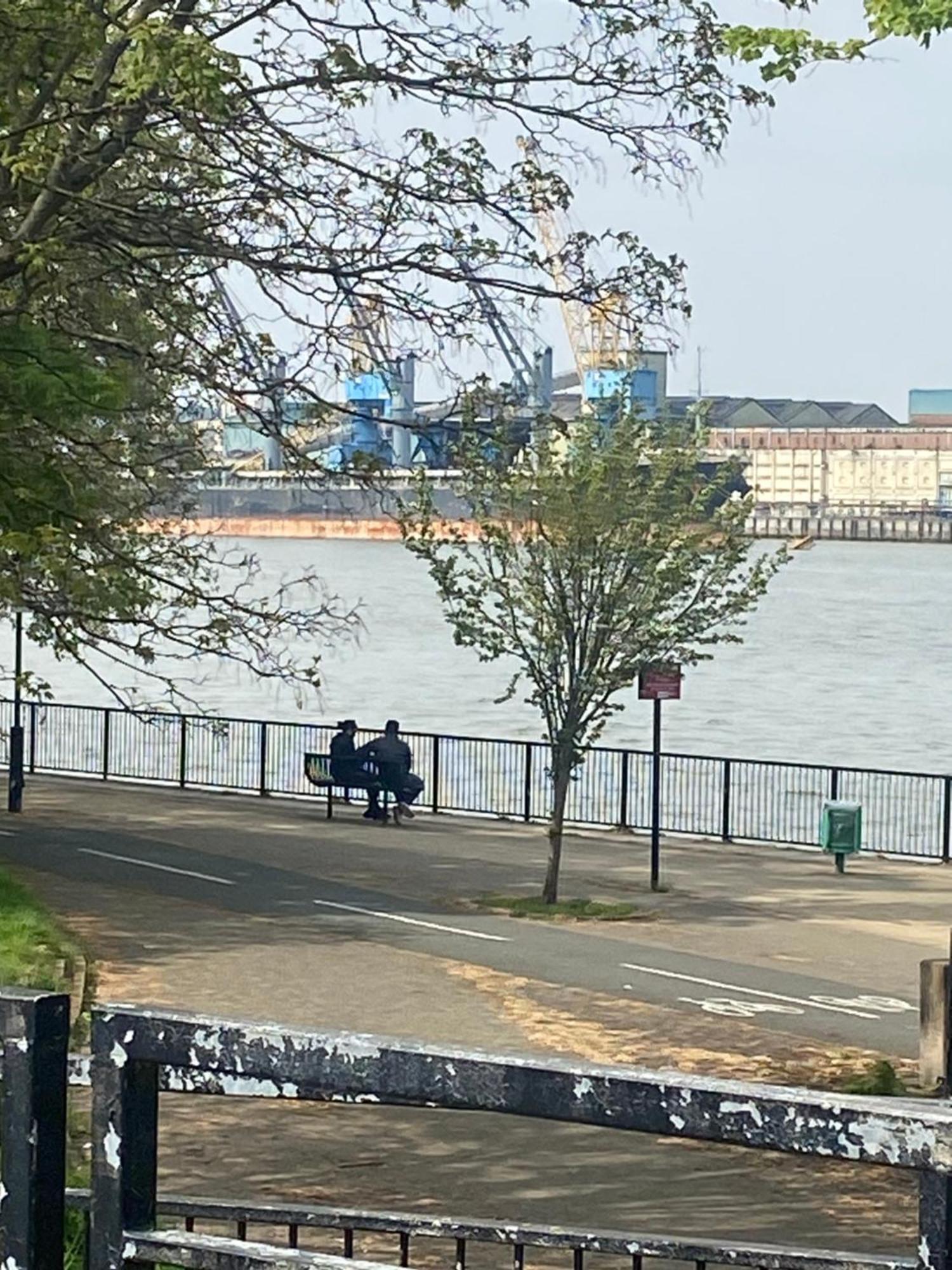 Homestay Listed Building Close To River Thames *