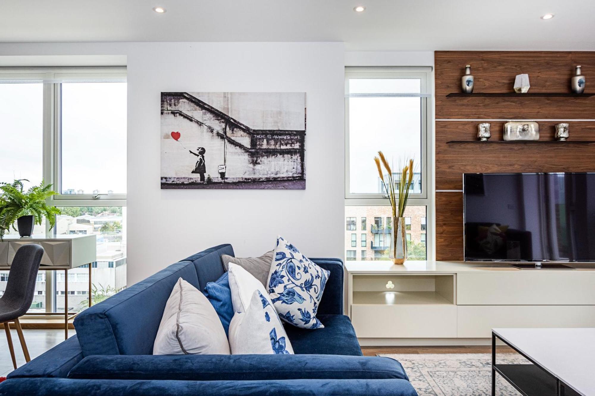 Chiswick Park 3 Bed 3 Bath West London - Parking